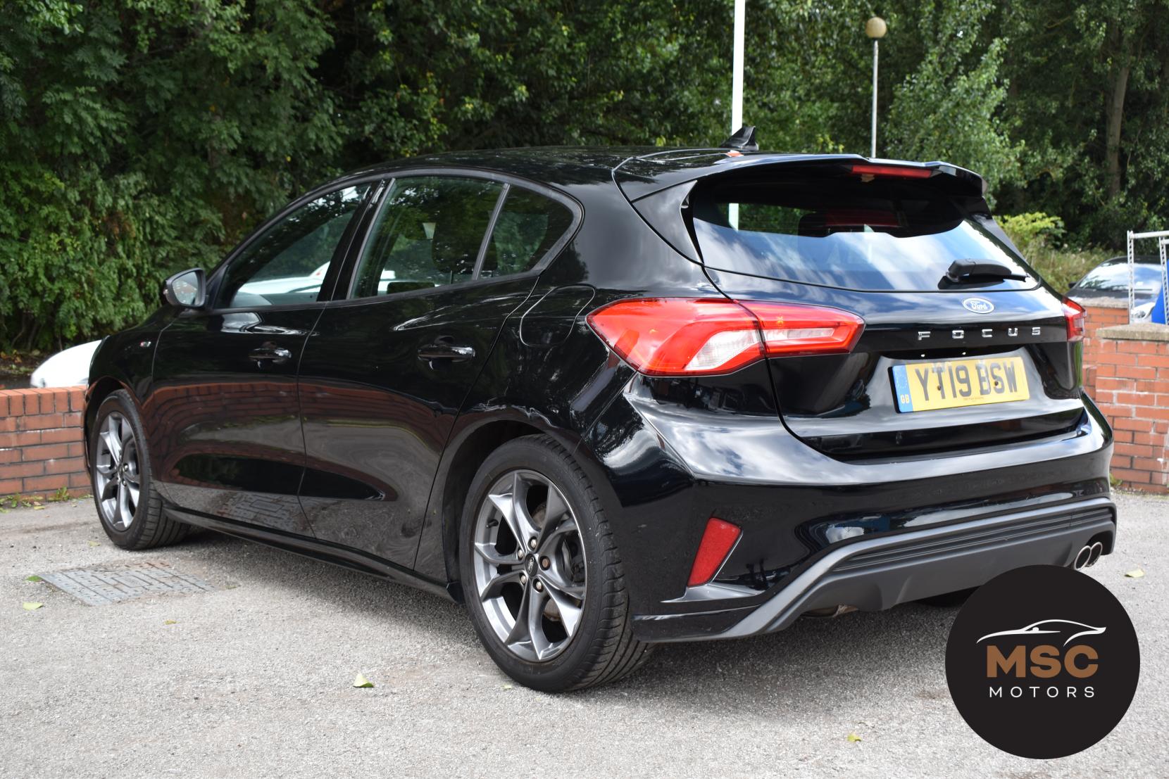 Ford Focus 1.0T EcoBoost ST-Line Hatchback 5dr Petrol Manual Euro 6 (s/s) (125 ps)