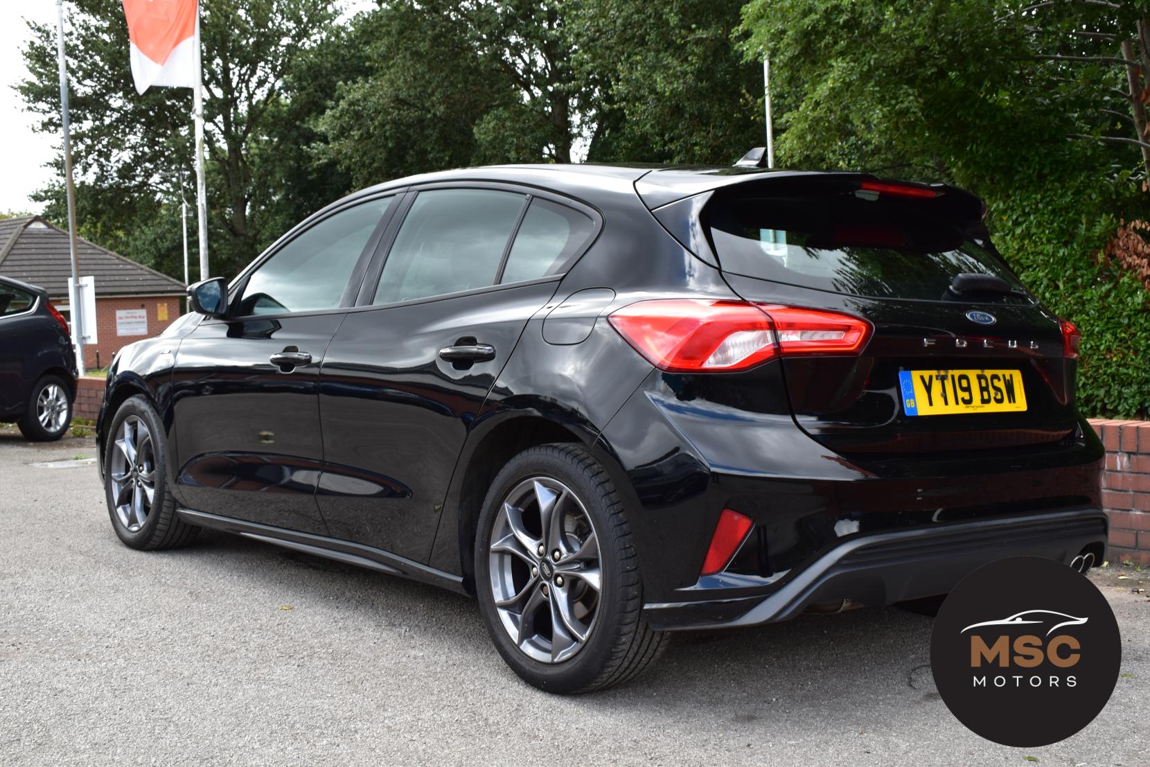 Ford Focus 1.0T EcoBoost ST-Line Hatchback 5dr Petrol Manual Euro 6 (s/s) (125 ps)