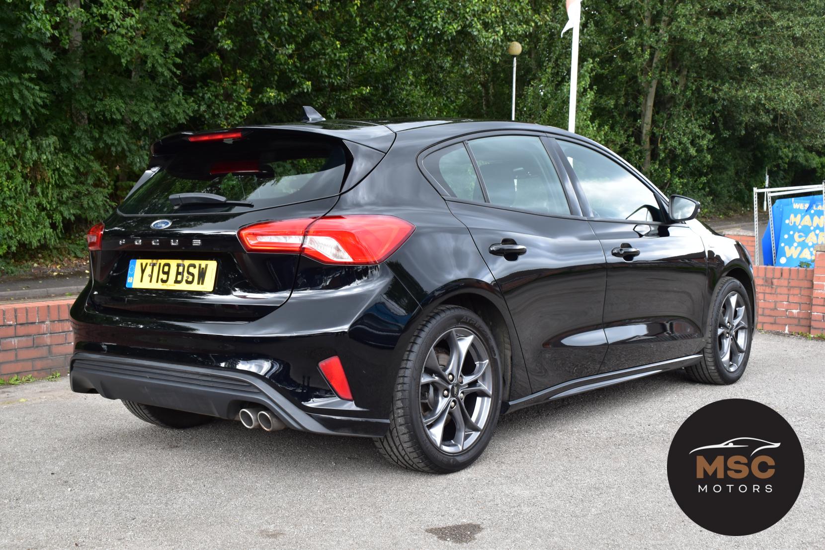 Ford Focus 1.0T EcoBoost ST-Line Hatchback 5dr Petrol Manual Euro 6 (s/s) (125 ps)