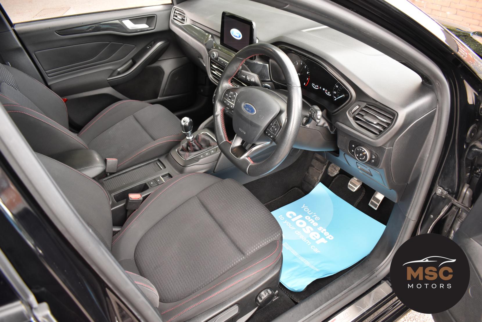 Ford Focus 1.0T EcoBoost ST-Line Hatchback 5dr Petrol Manual Euro 6 (s/s) (125 ps)