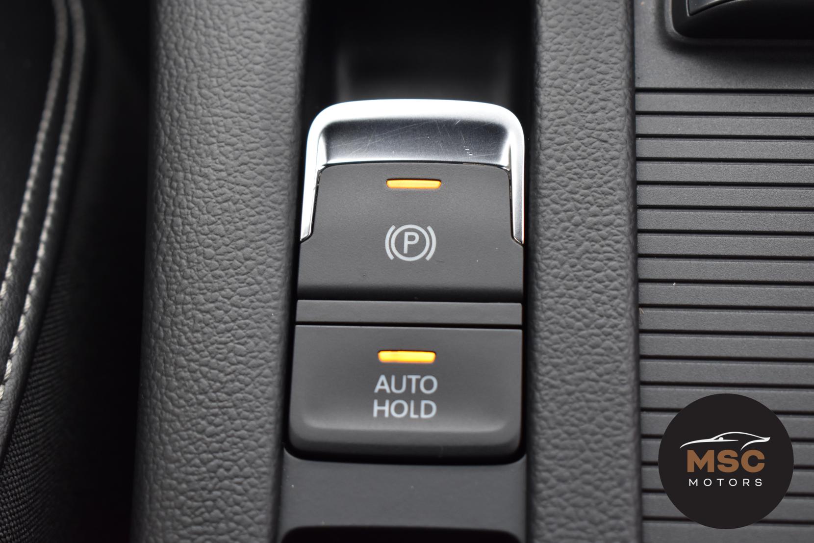 Volkswagen Passat 2.0 TDI EVO R-Line Estate 5dr Diesel Manual Euro 6 (s/s) (150 ps)