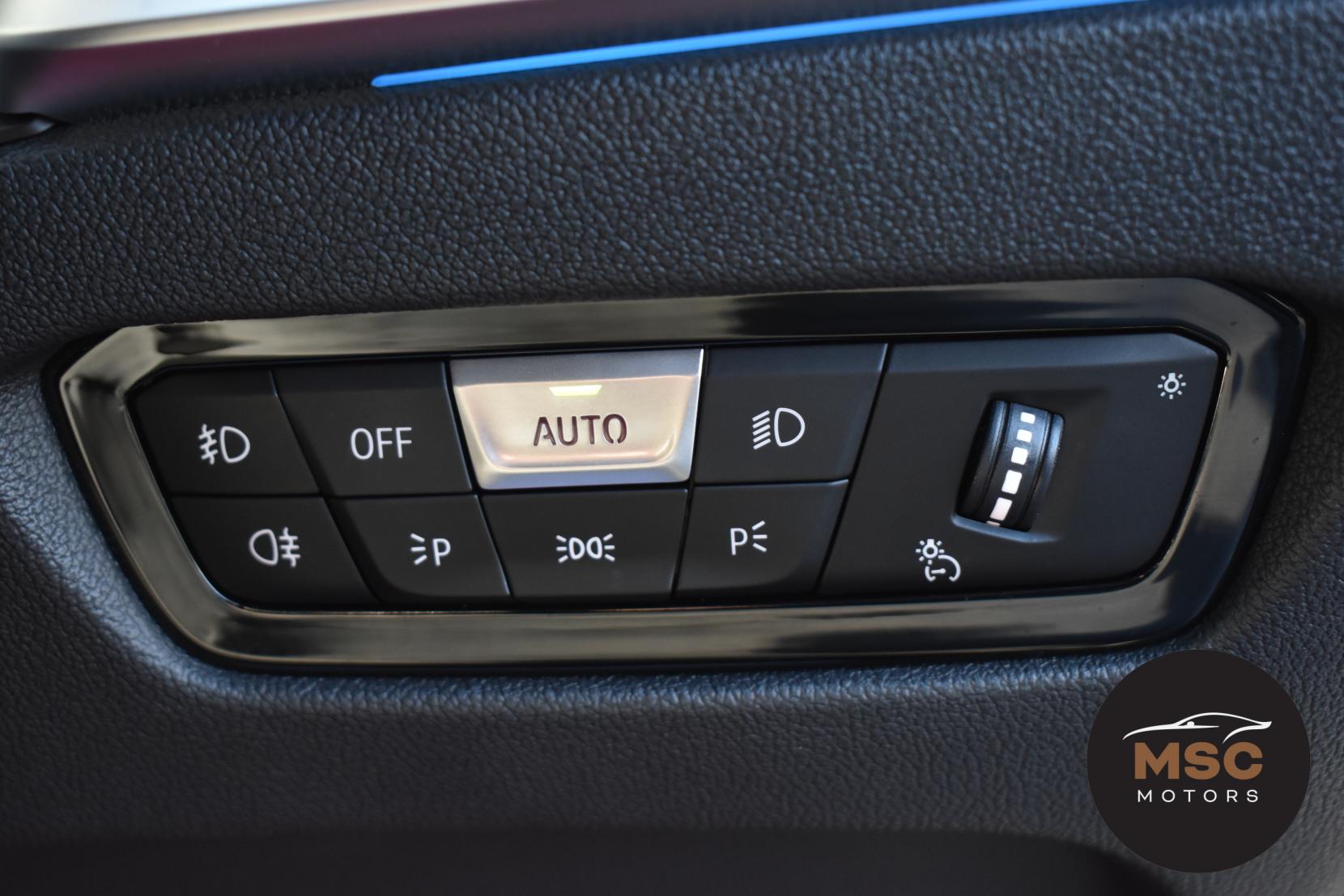 BMW 3 Series 2.0 330e 12kWh M Sport Saloon 4dr Petrol Plug-in Hybrid Auto Euro 6 (s/s) (292 ps)