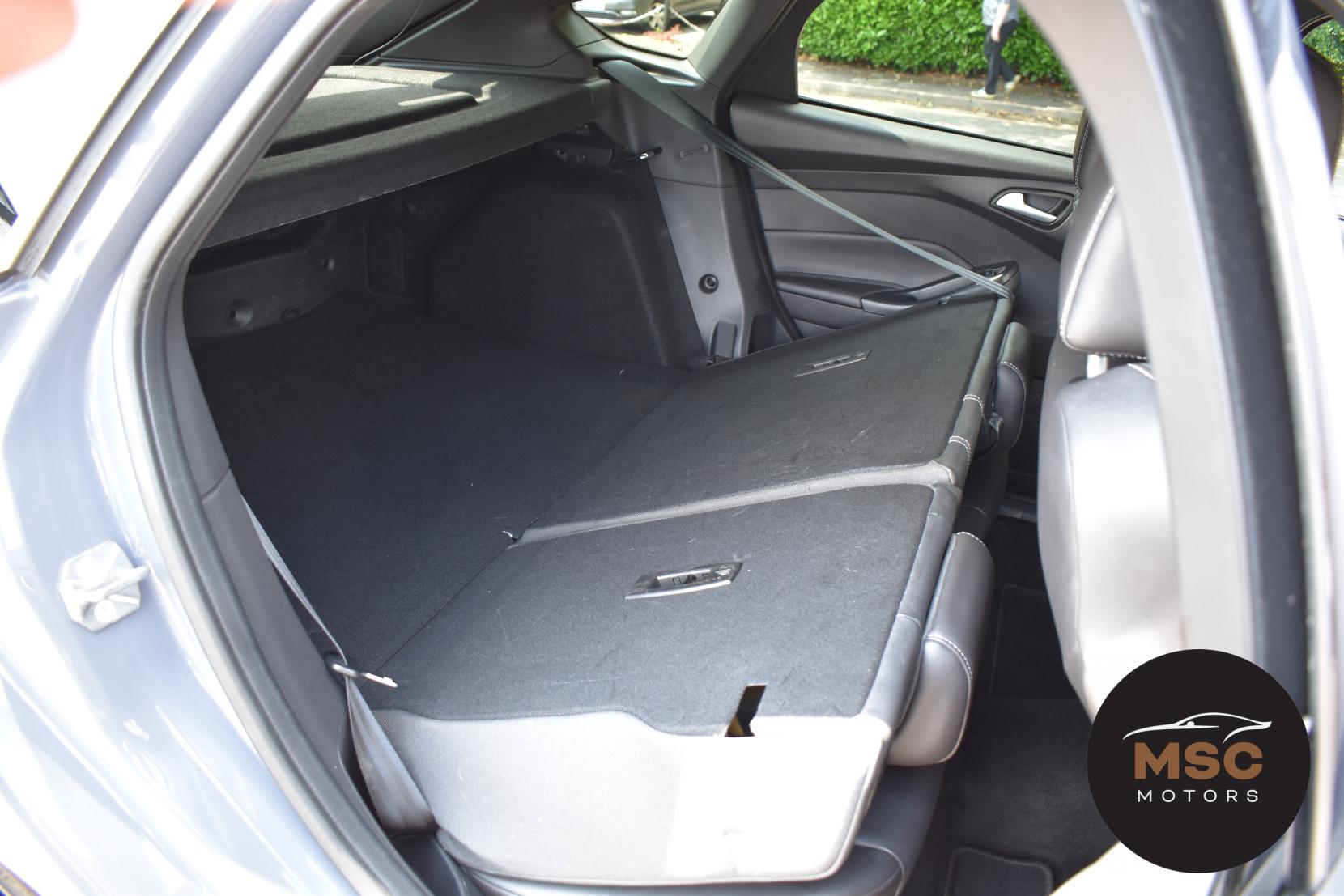Ford Focus 2.0 TDCi ST-3 Hatchback 5dr Diesel Powershift Euro 6 (s/s) (185 ps)