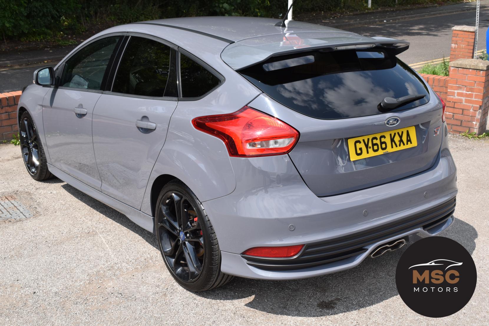 Ford Focus 2.0 TDCi ST-3 Hatchback 5dr Diesel Powershift Euro 6 (s/s) (185 ps)