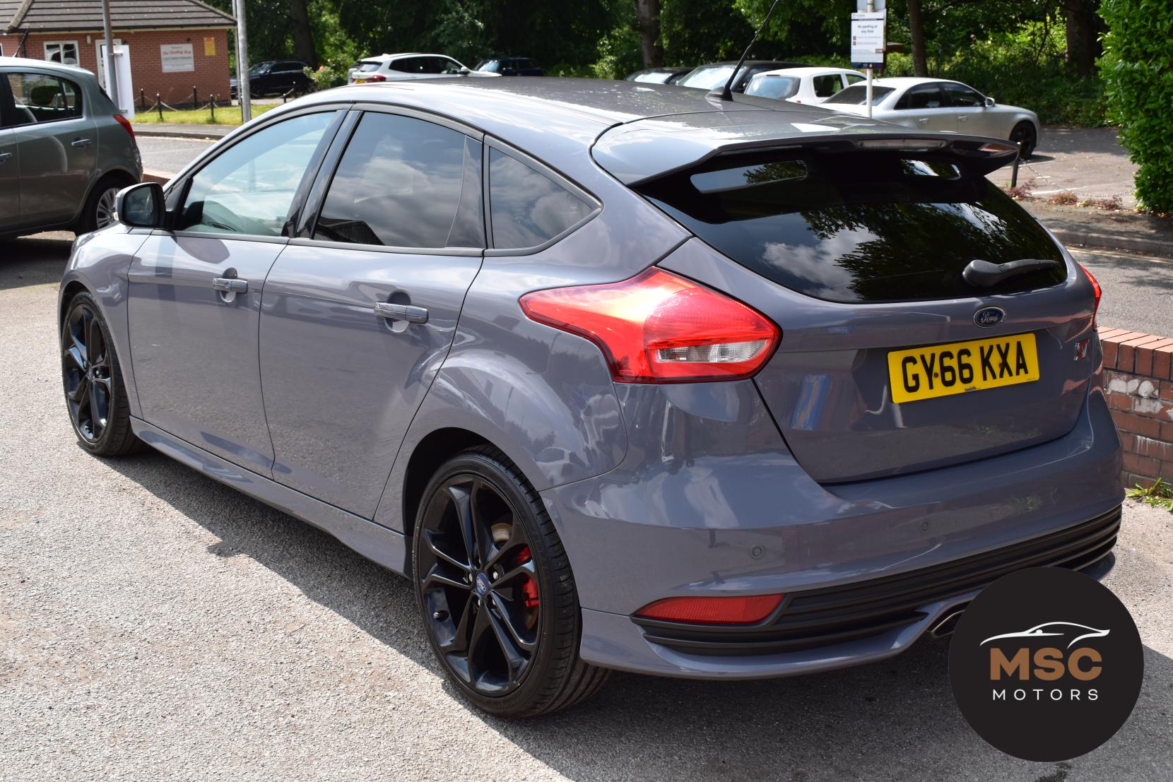 Ford Focus 2.0 TDCi ST-3 Hatchback 5dr Diesel Powershift Euro 6 (s/s) (185 ps)
