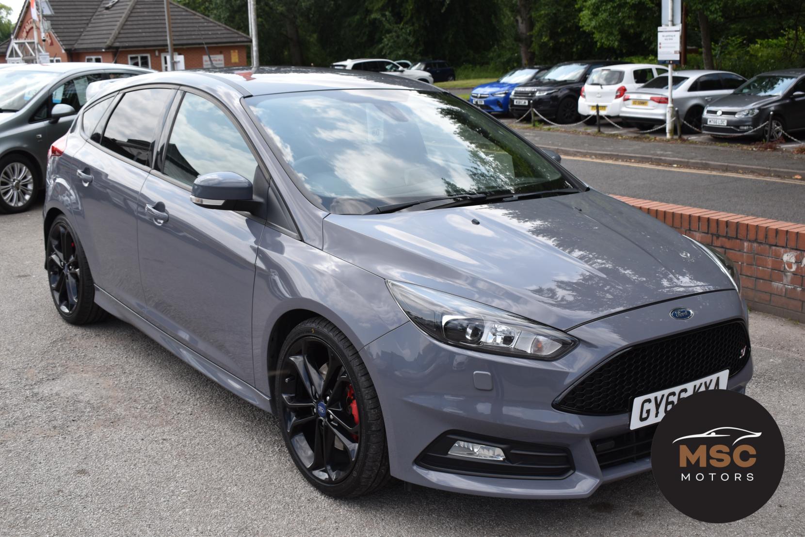 Ford Focus 2.0 TDCi ST-3 Hatchback 5dr Diesel Powershift Euro 6 (s/s) (185 ps)