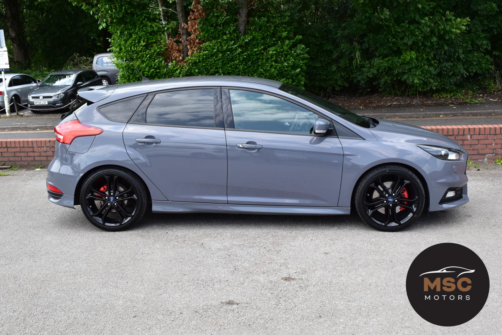 Ford Focus 2.0 TDCi ST-3 Hatchback 5dr Diesel Powershift Euro 6 (s/s) (185 ps)