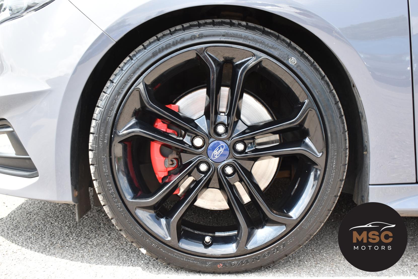 Ford Focus 2.0 TDCi ST-3 Hatchback 5dr Diesel Powershift Euro 6 (s/s) (185 ps)