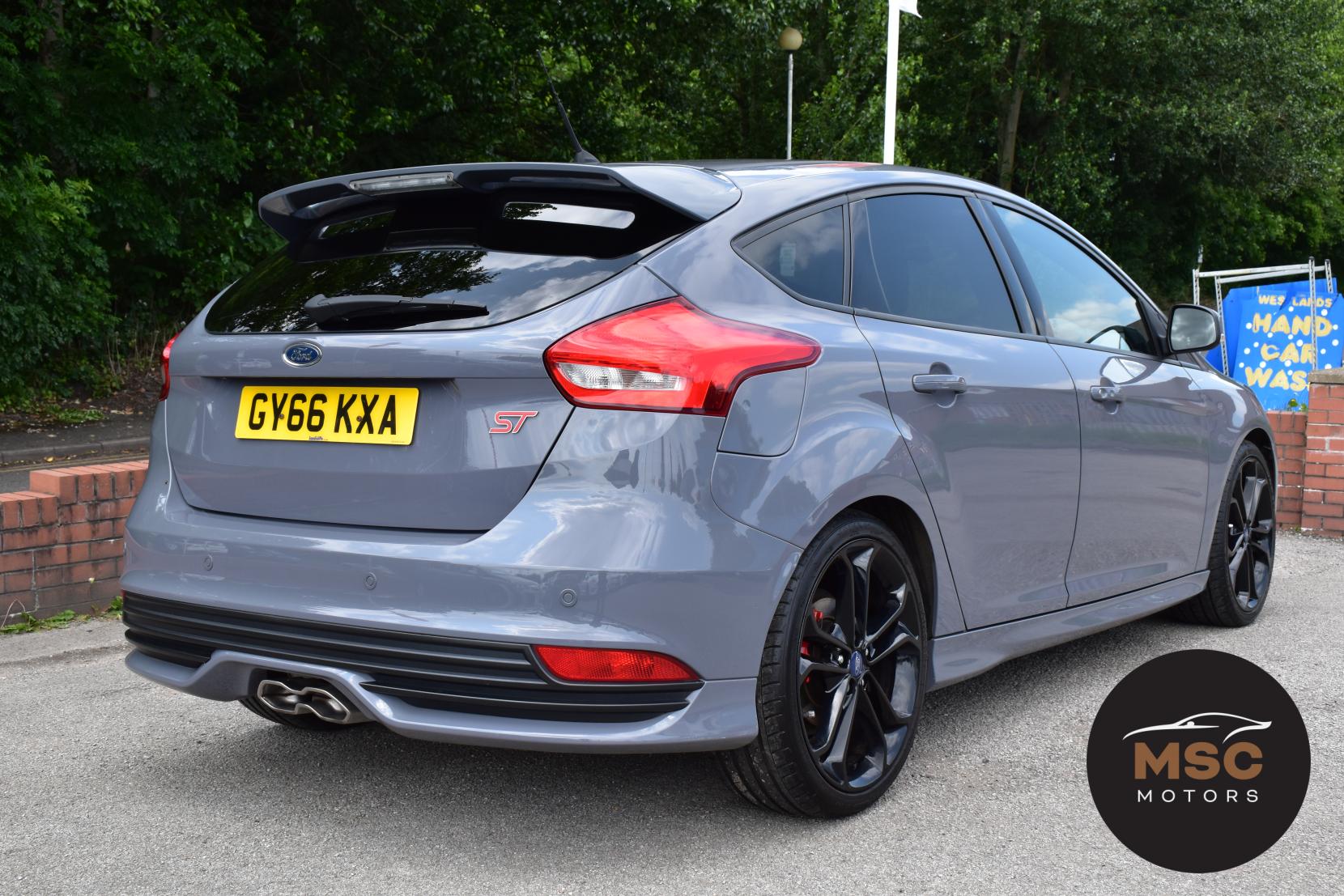 Ford Focus 2.0 TDCi ST-3 Hatchback 5dr Diesel Powershift Euro 6 (s/s) (185 ps)