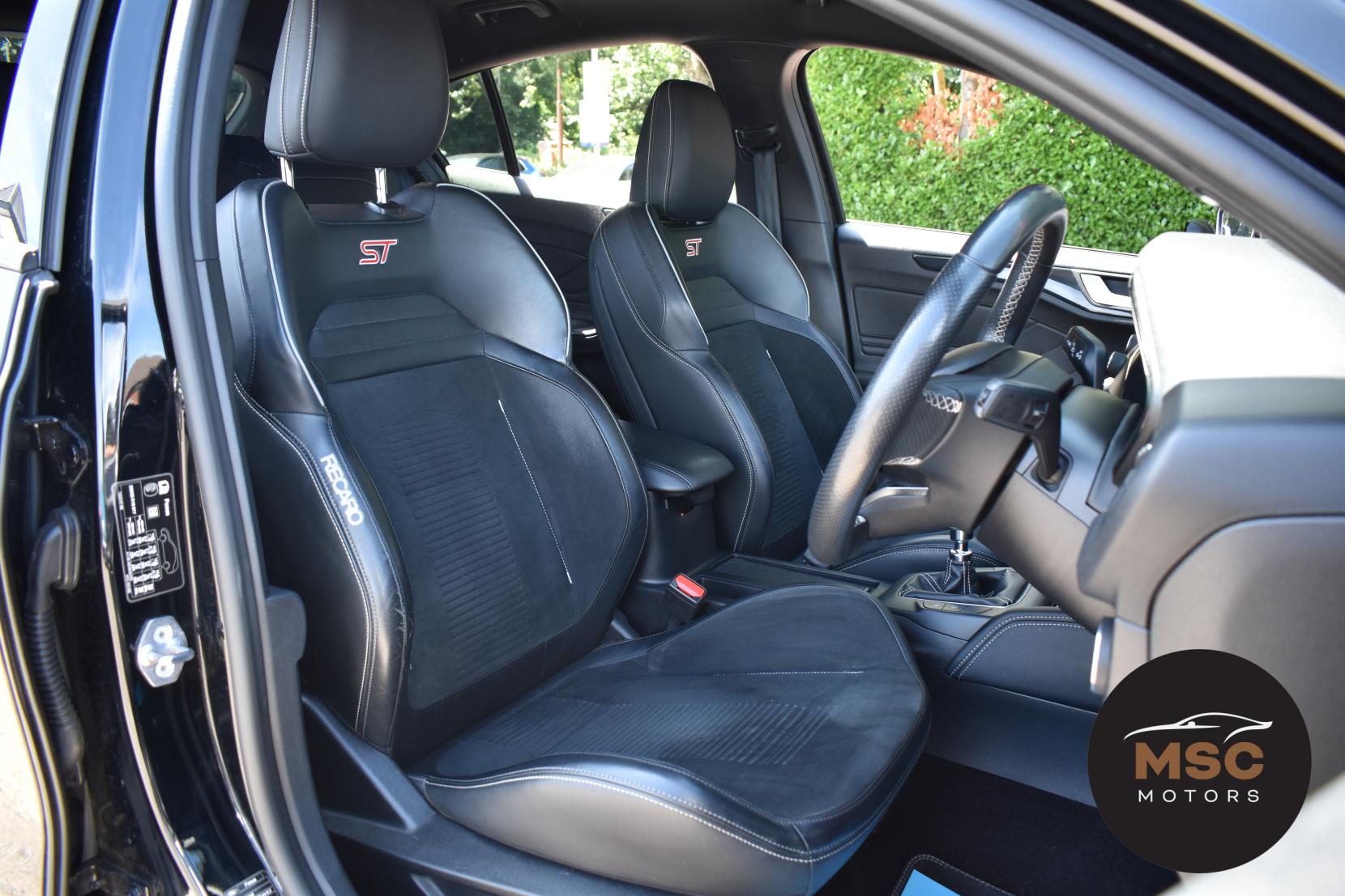 Ford Focus 2.3T EcoBoost ST Hatchback 5dr Petrol Manual Euro 6 (s/s) (280 ps)