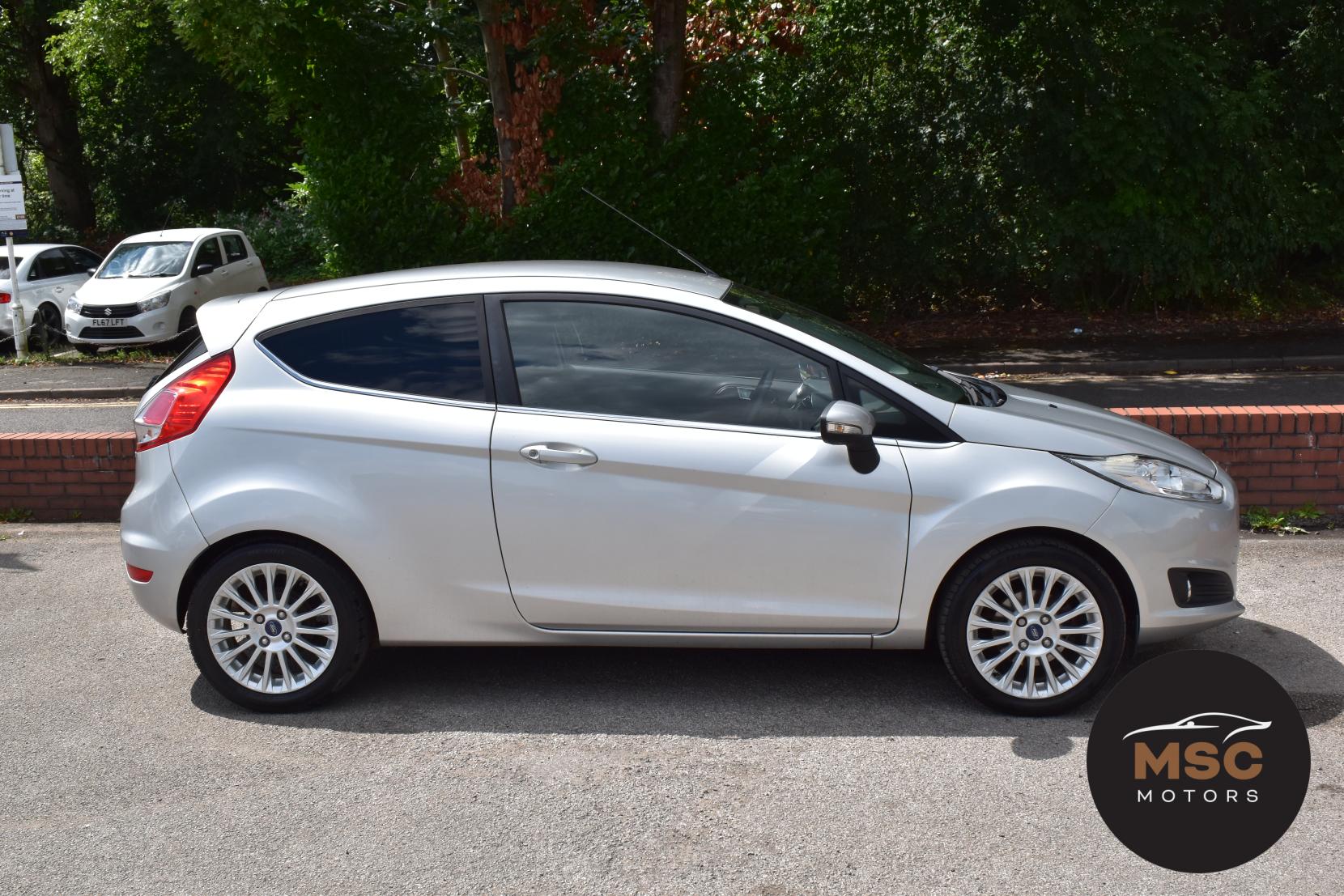 Ford Fiesta 1.0T EcoBoost Titanium Hatchback 3dr Petrol Manual Euro 5 (s/s) (100 ps)