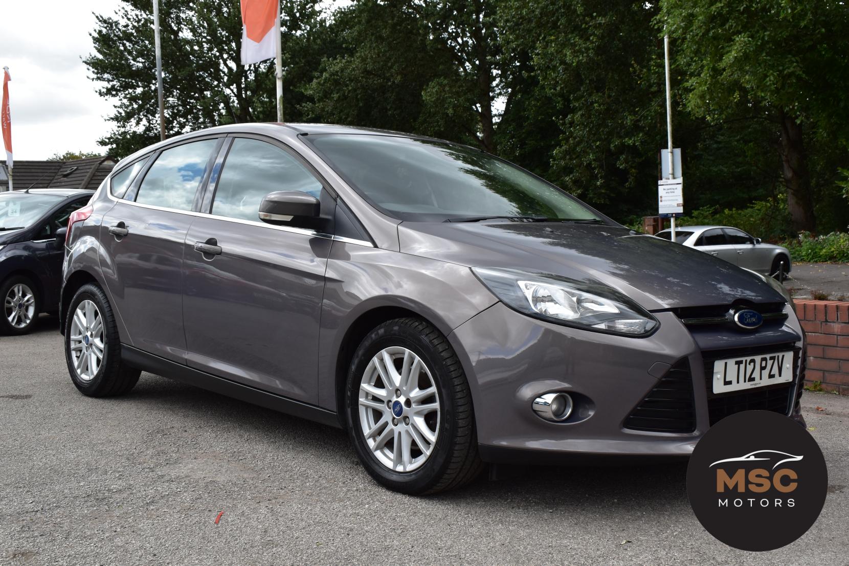 Ford Focus 2.0 TDCi Titanium Hatchback 5dr Diesel Powershift Euro 5 (140 ps)