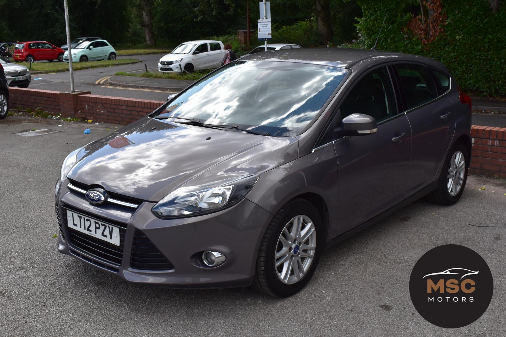 Ford Focus 2.0 TDCi Titanium Hatchback 5dr Diesel Powershift Euro 5 (140 ps)