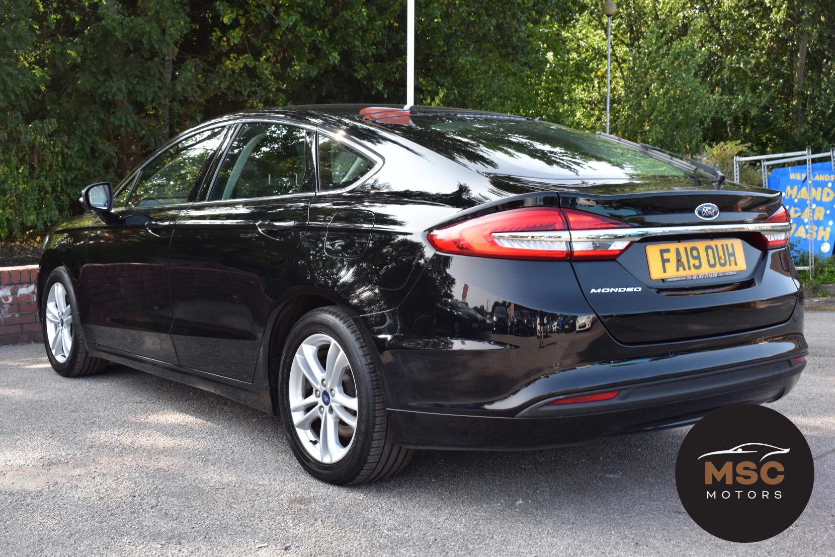 Ford Mondeo 2.0 EcoBlue Zetec Edition Hatchback 5dr Diesel Manual Euro 6 (s/s) (150 ps)