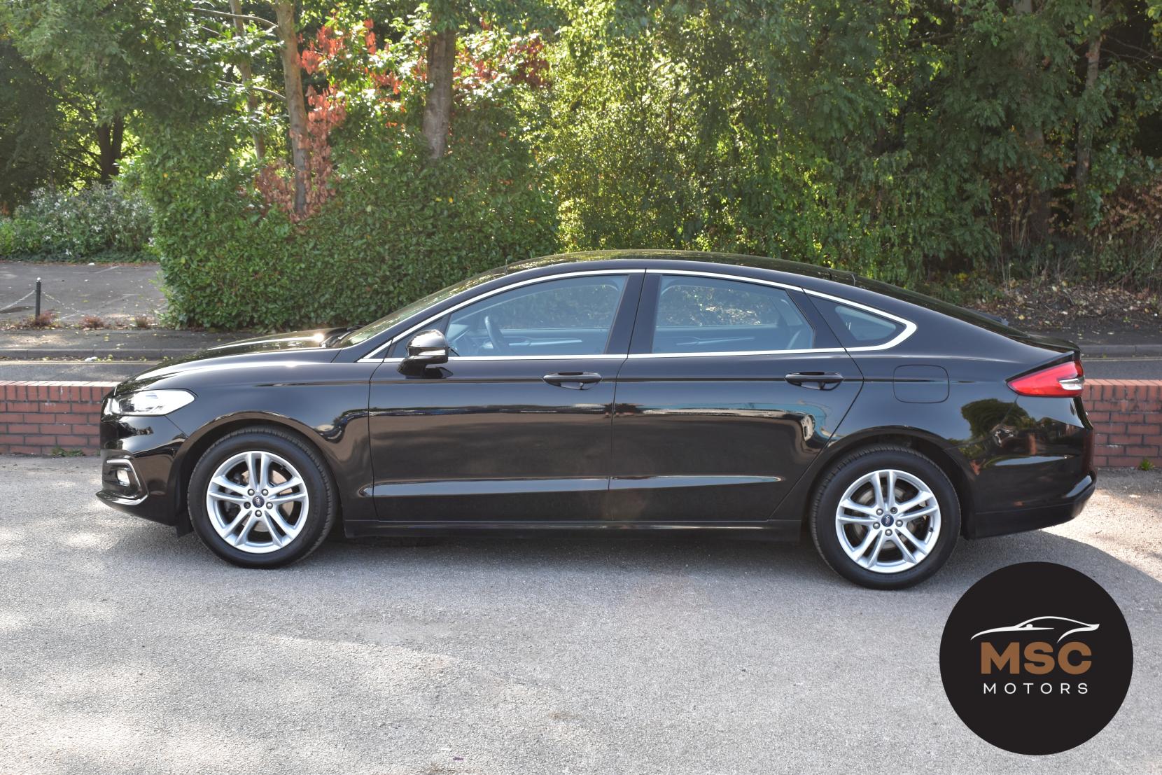 Ford Mondeo 2.0 EcoBlue Zetec Edition Hatchback 5dr Diesel Manual Euro 6 (s/s) (150 ps)