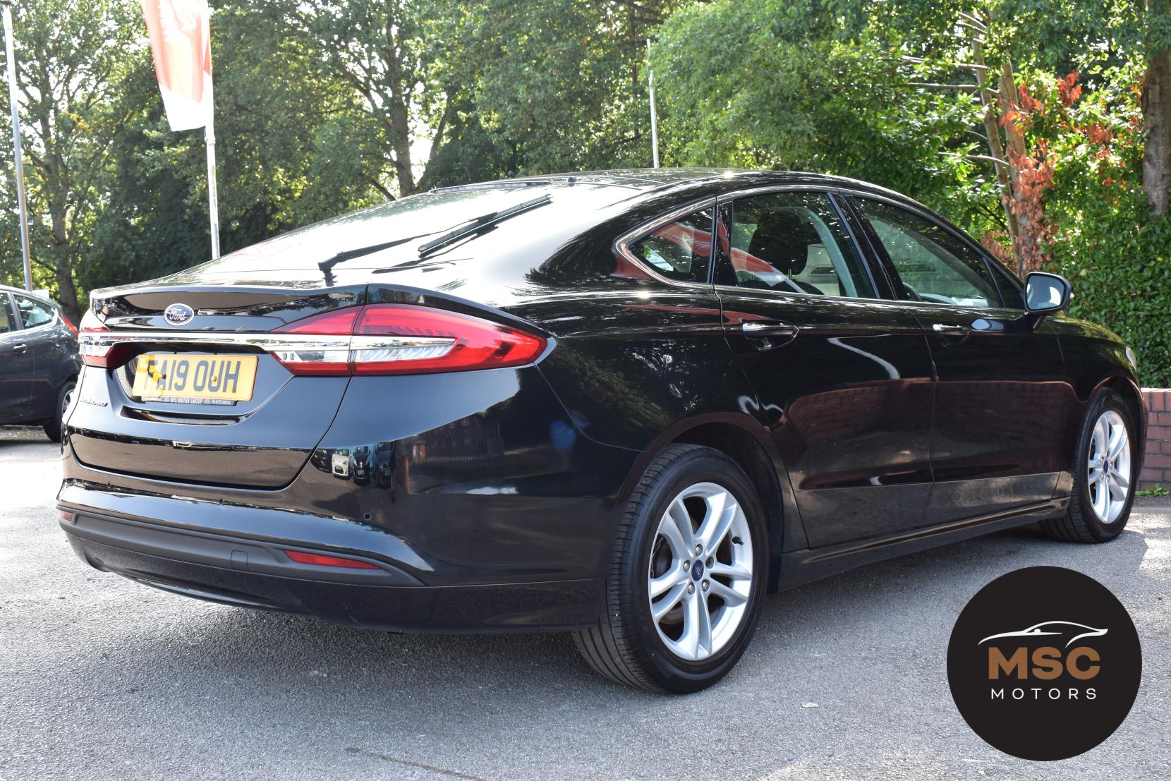 Ford Mondeo 2.0 EcoBlue Zetec Edition Hatchback 5dr Diesel Manual Euro 6 (s/s) (150 ps)