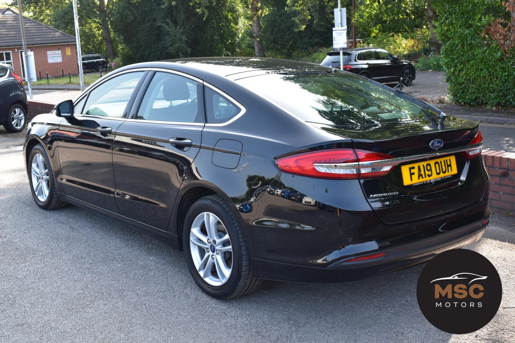 Ford Mondeo 2.0 EcoBlue Zetec Edition Hatchback 5dr Diesel Manual Euro 6 (s/s) (150 ps)