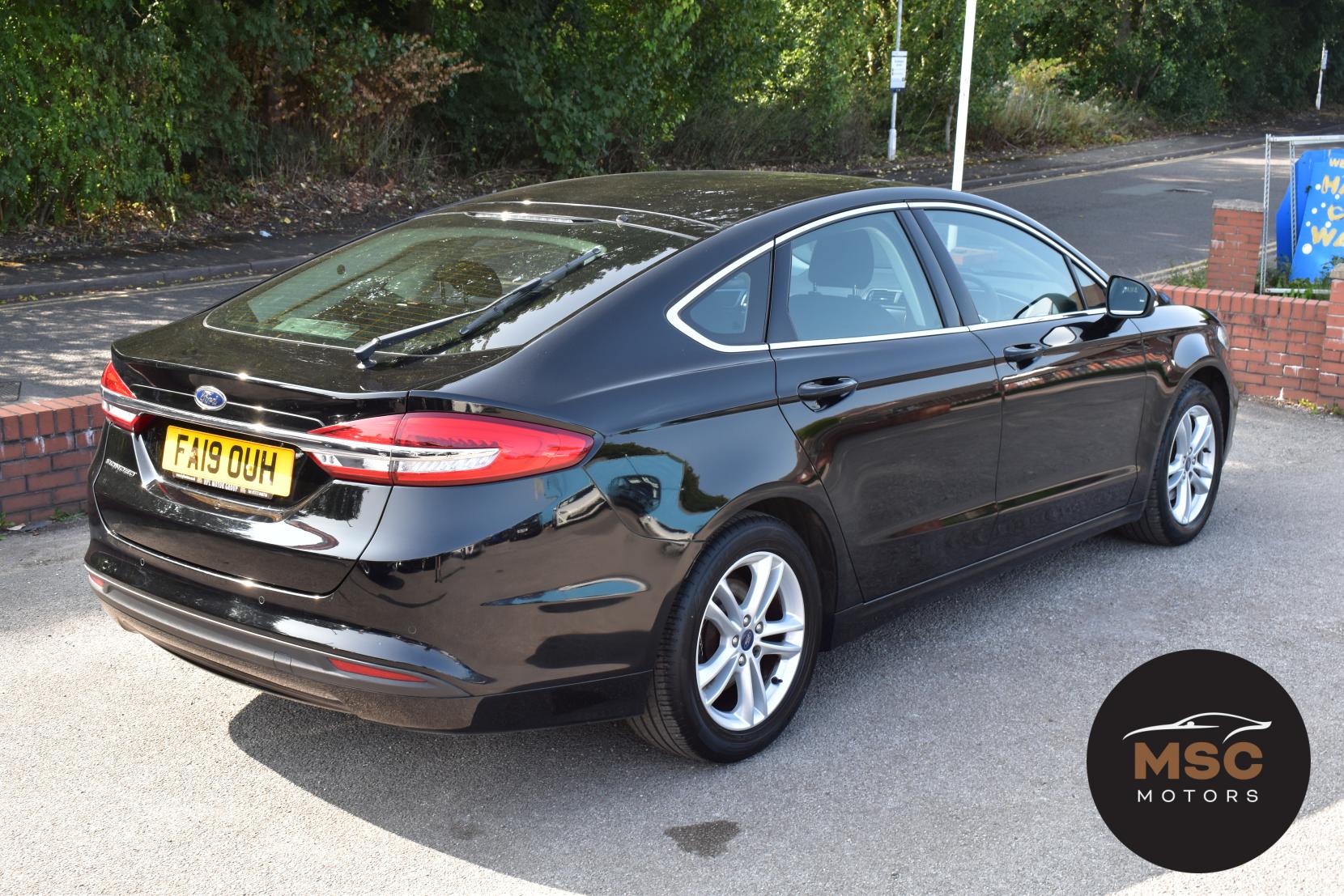 Ford Mondeo 2.0 EcoBlue Zetec Edition Hatchback 5dr Diesel Manual Euro 6 (s/s) (150 ps)