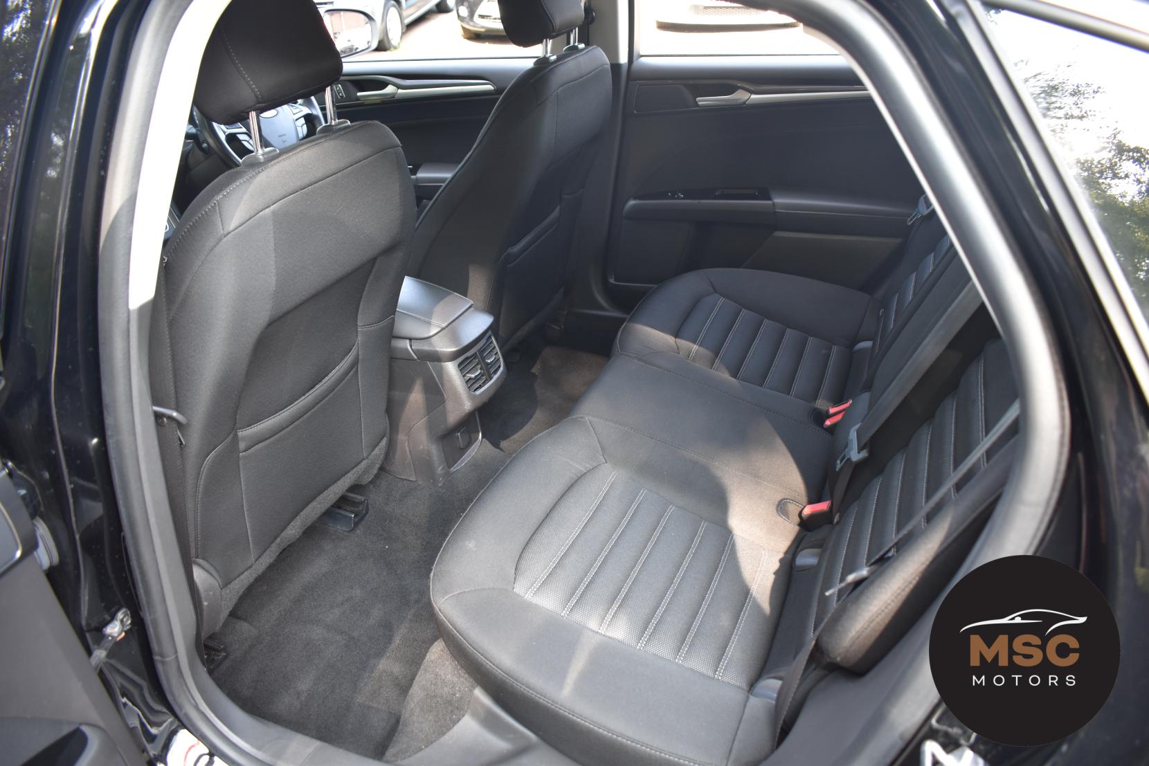 Ford Mondeo 2.0 EcoBlue Zetec Edition Hatchback 5dr Diesel Manual Euro 6 (s/s) (150 ps)