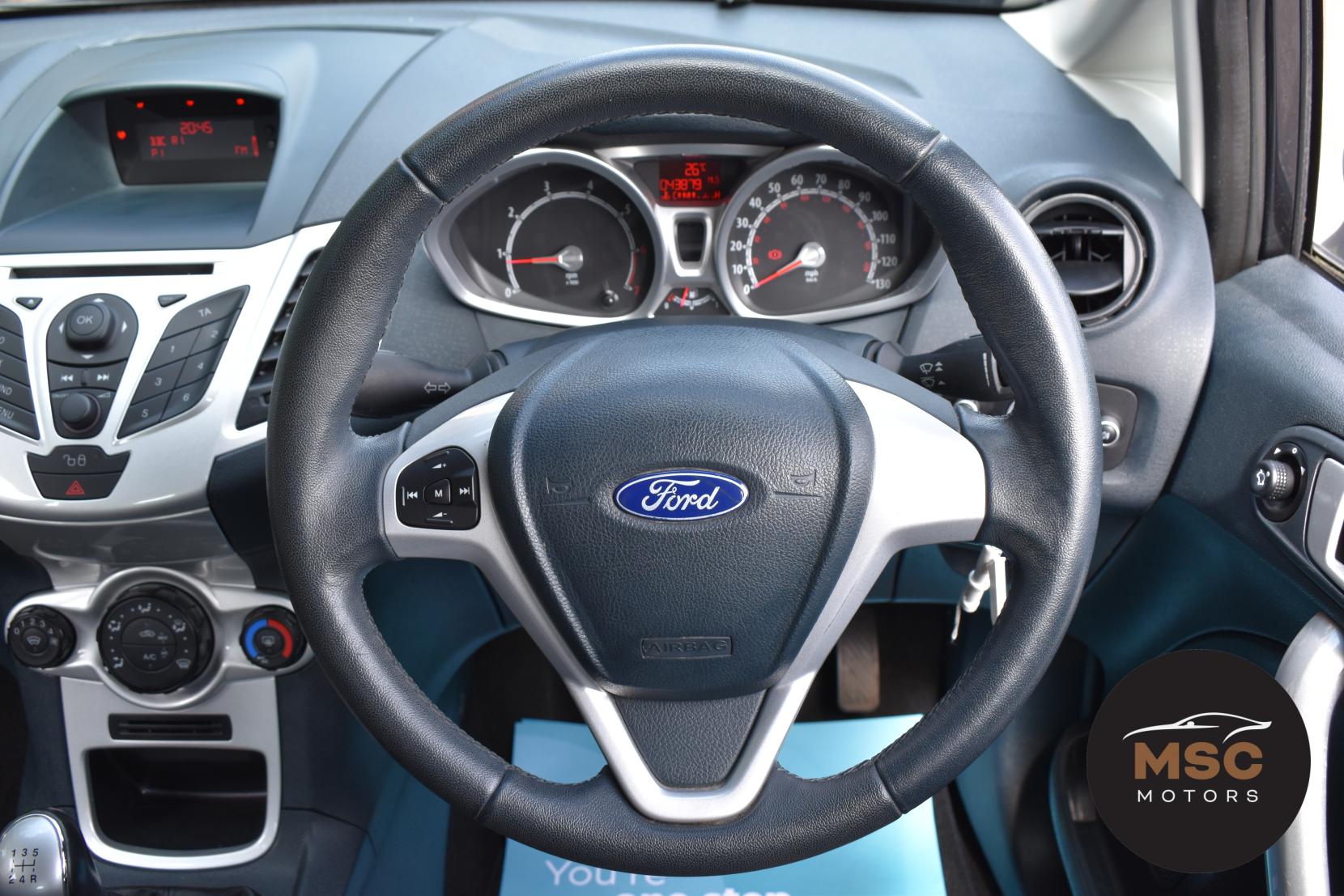 Ford Fiesta 1.25 Zetec Hatchback 5dr Petrol Manual (129 g/km, 81 bhp)