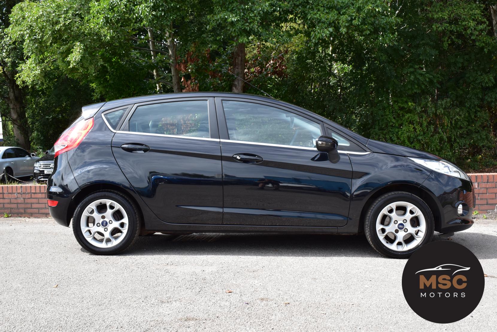 Ford Fiesta 1.25 Zetec Hatchback 5dr Petrol Manual (129 g/km, 81 bhp)