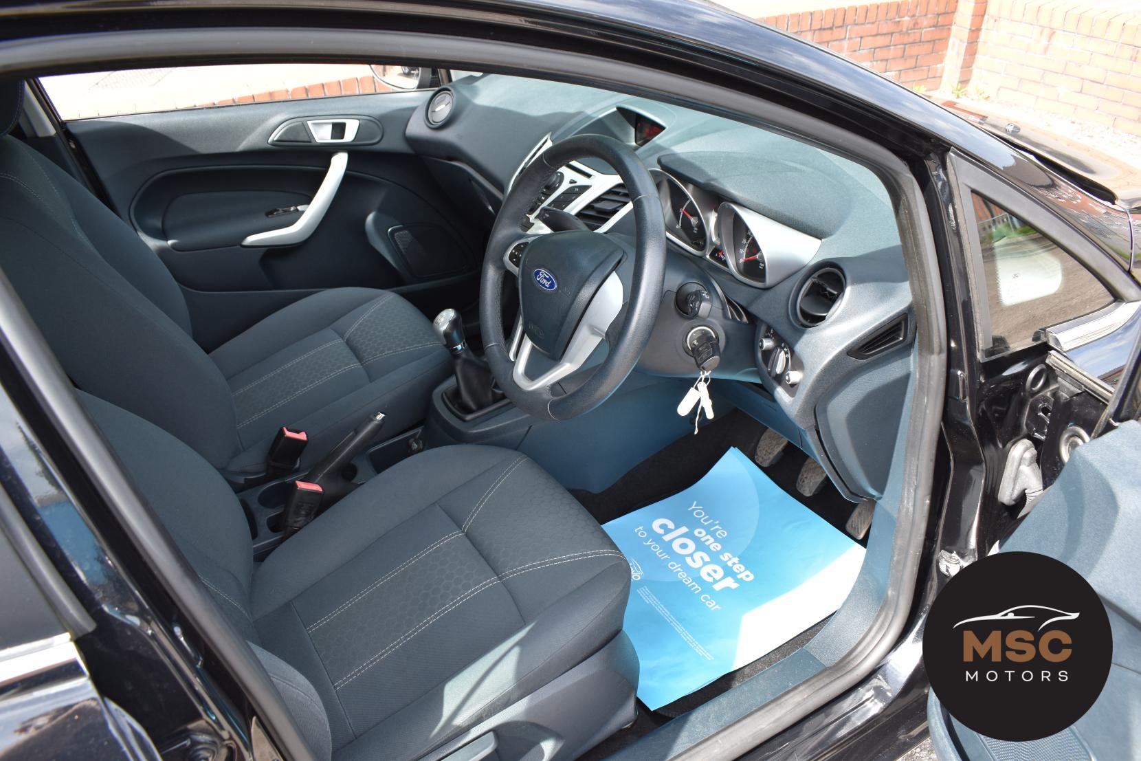 Ford Fiesta 1.25 Zetec Hatchback 5dr Petrol Manual (129 g/km, 81 bhp)
