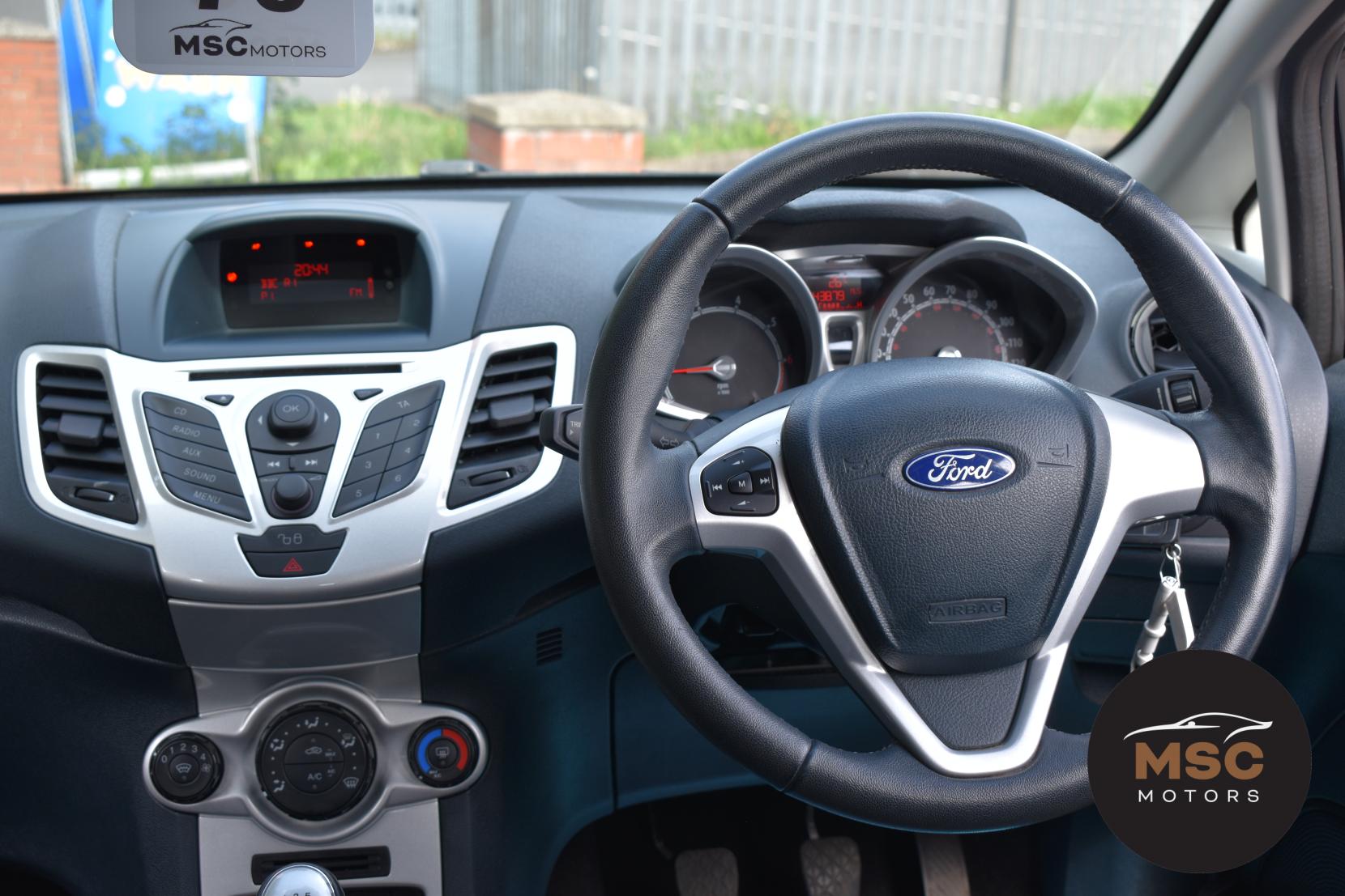 Ford Fiesta 1.25 Zetec Hatchback 5dr Petrol Manual (129 g/km, 81 bhp)