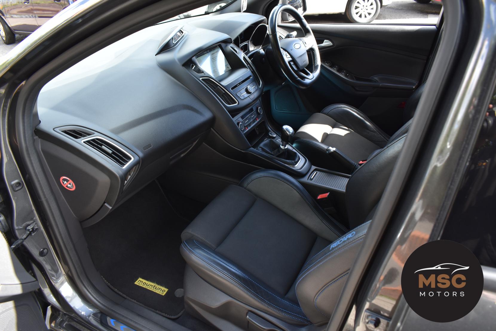 Ford Focus 2.3T EcoBoost RS Hatchback 5dr Petrol Manual AWD Euro 6 (s/s) (350 ps)
