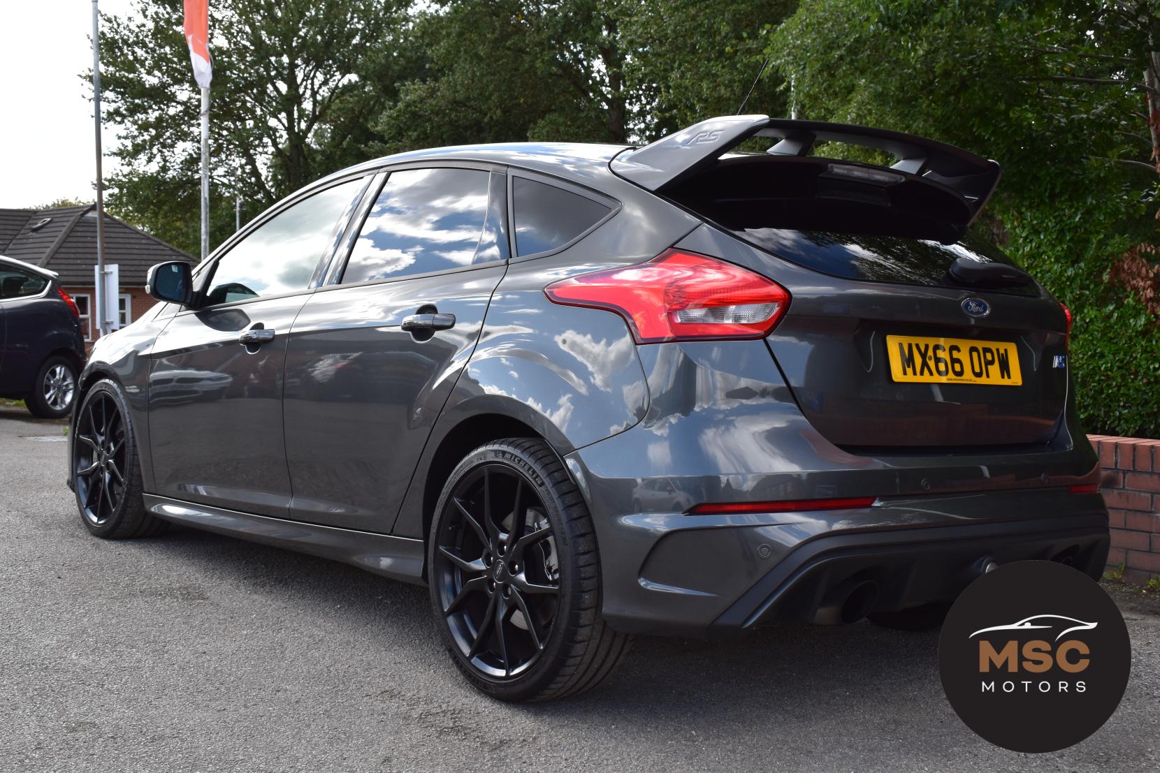 Ford Focus 2.3T EcoBoost RS Hatchback 5dr Petrol Manual AWD Euro 6 (s/s) (350 ps)