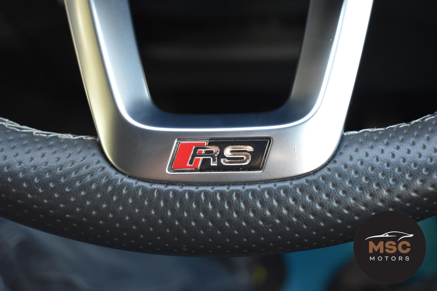 Audi RS4 Avant 2.9 TFSI V6 Carbon Black Estate 5dr Petrol Tiptronic quattro Euro 6 (s/s) (450 ps)