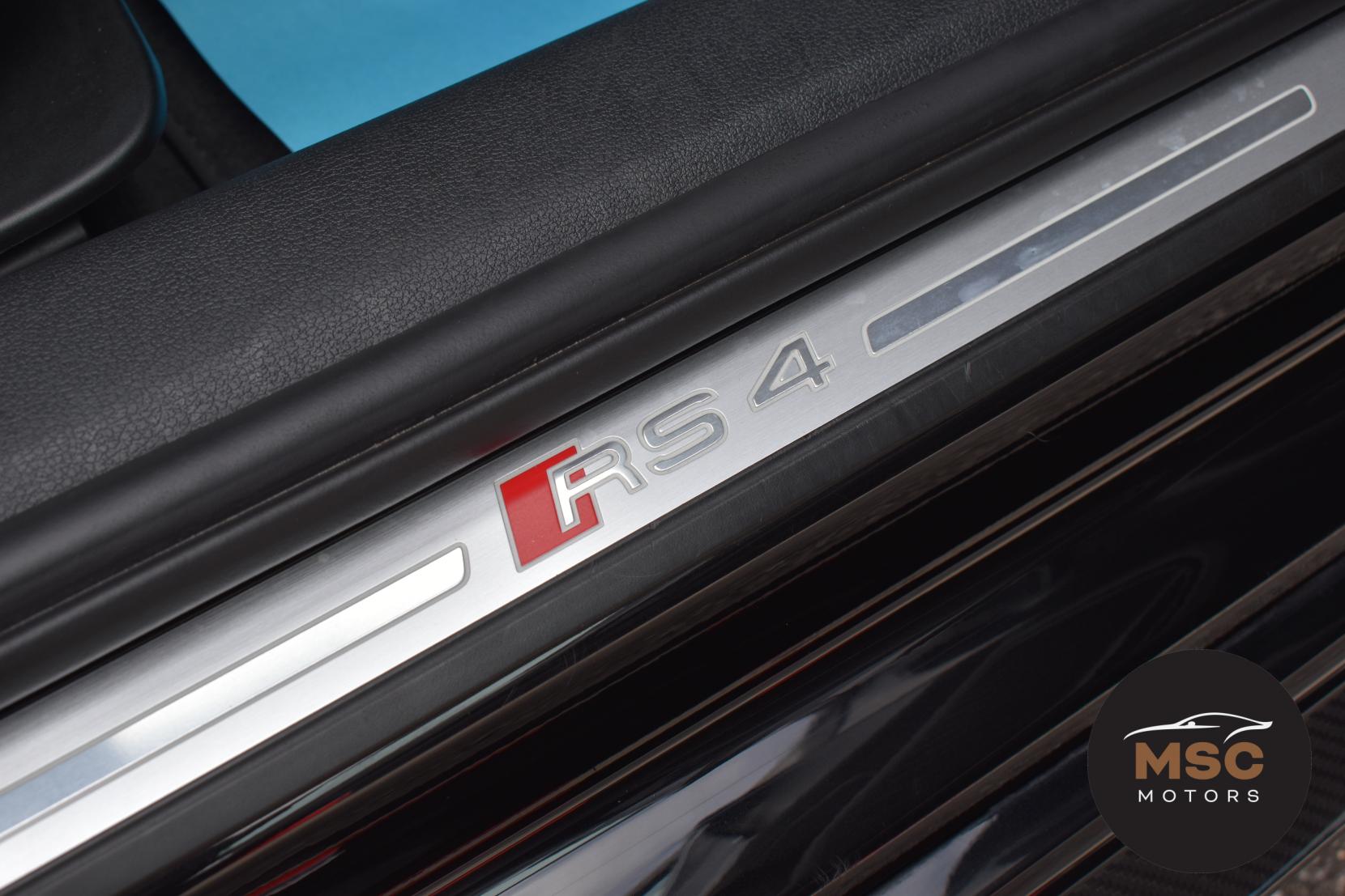 Audi RS4 Avant 2.9 TFSI V6 Carbon Black Estate 5dr Petrol Tiptronic quattro Euro 6 (s/s) (450 ps)