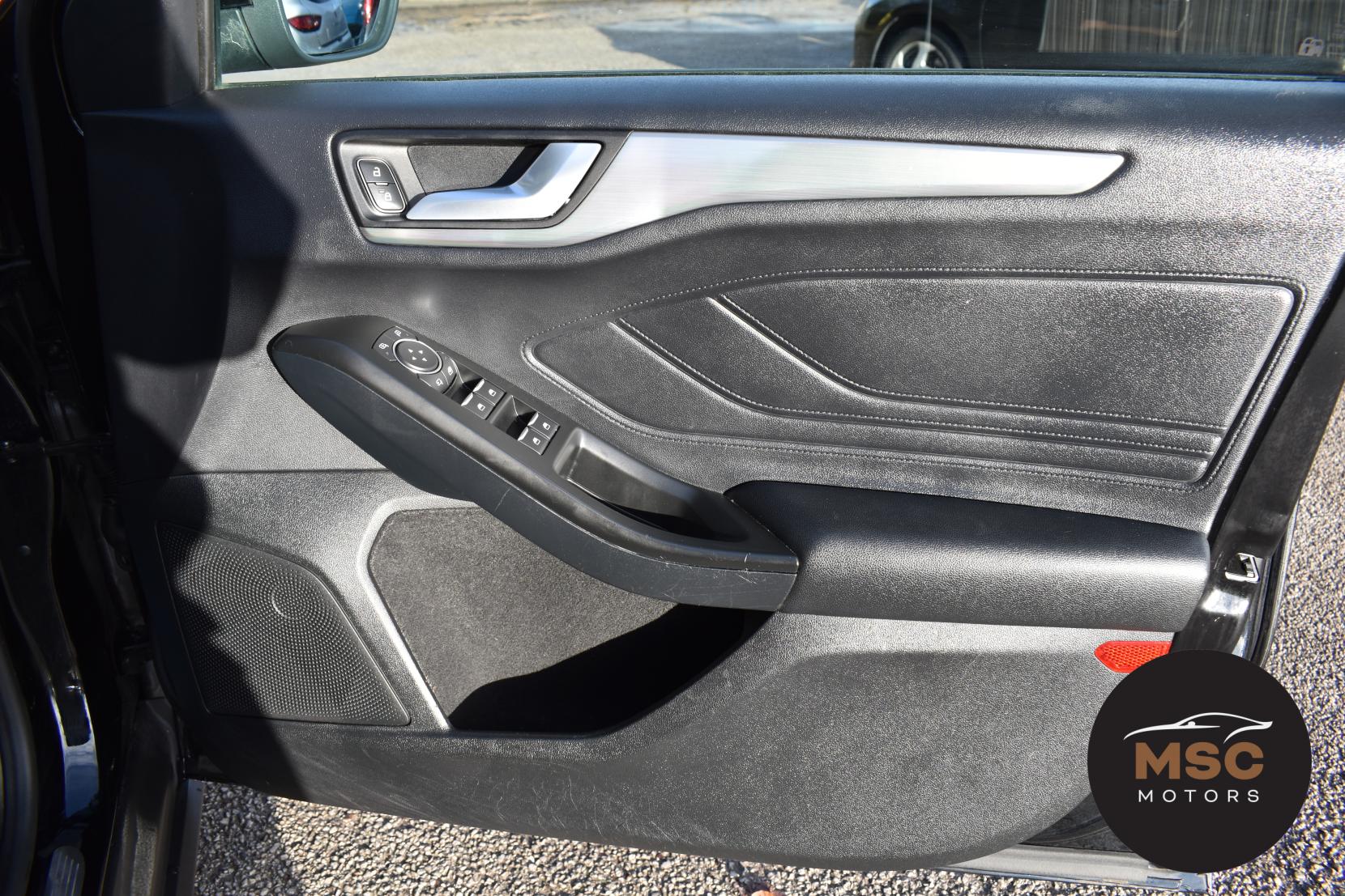 Ford Focus 1.0T EcoBoost Titanium Hatchback 5dr Petrol Manual Euro 6 (s/s) (125 ps)