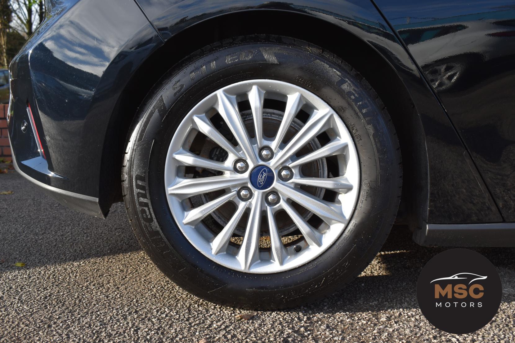 Ford Focus 1.0T EcoBoost Titanium Hatchback 5dr Petrol Manual Euro 6 (s/s) (125 ps)