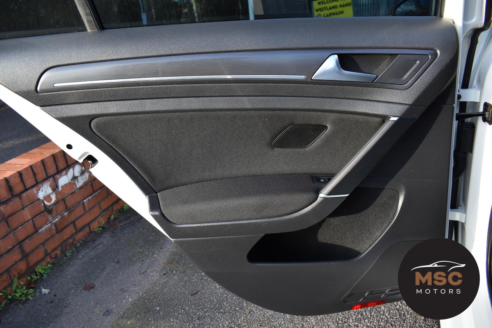 Volkswagen Golf 2.0 TDI BlueMotion Tech GTD Hatchback 5dr Diesel Manual Euro 6 (s/s) (184 ps)