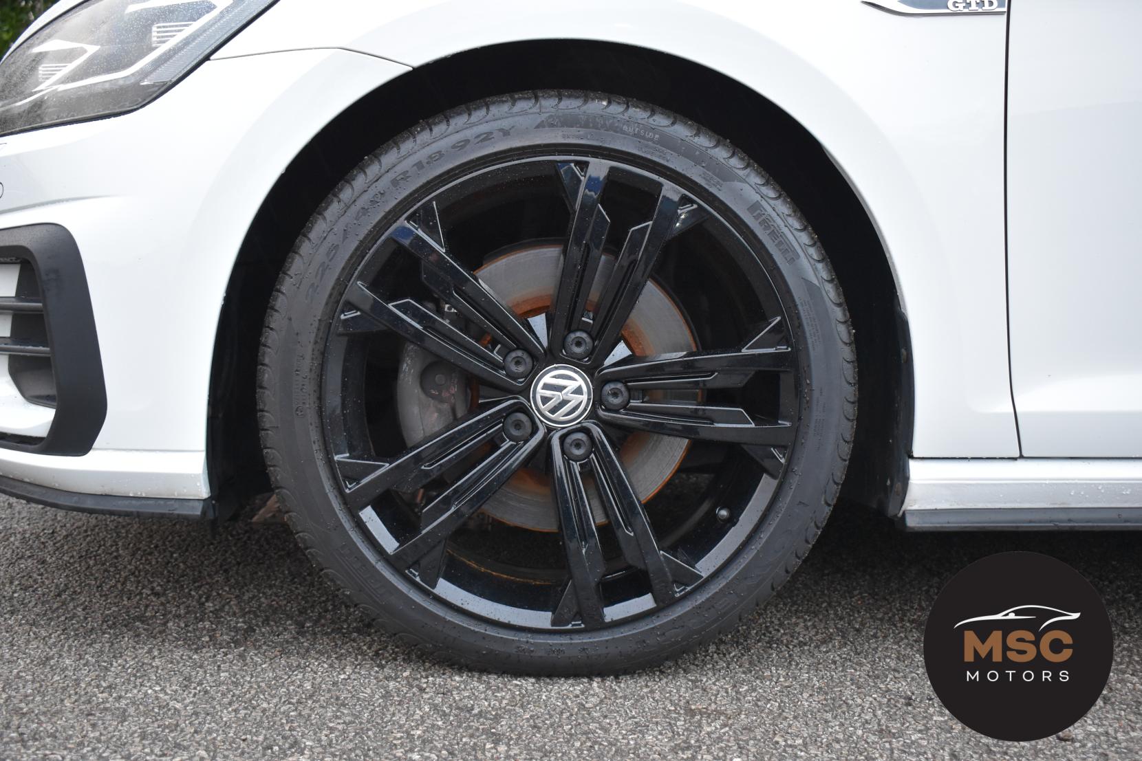 Volkswagen Golf 2.0 TDI BlueMotion Tech GTD Hatchback 5dr Diesel Manual Euro 6 (s/s) (184 ps)