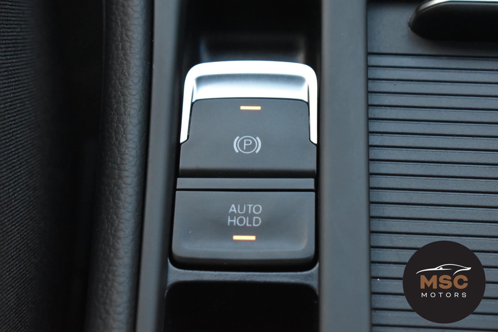 Volkswagen Golf 2.0 TDI BlueMotion Tech GTD Hatchback 5dr Diesel Manual Euro 6 (s/s) (184 ps)