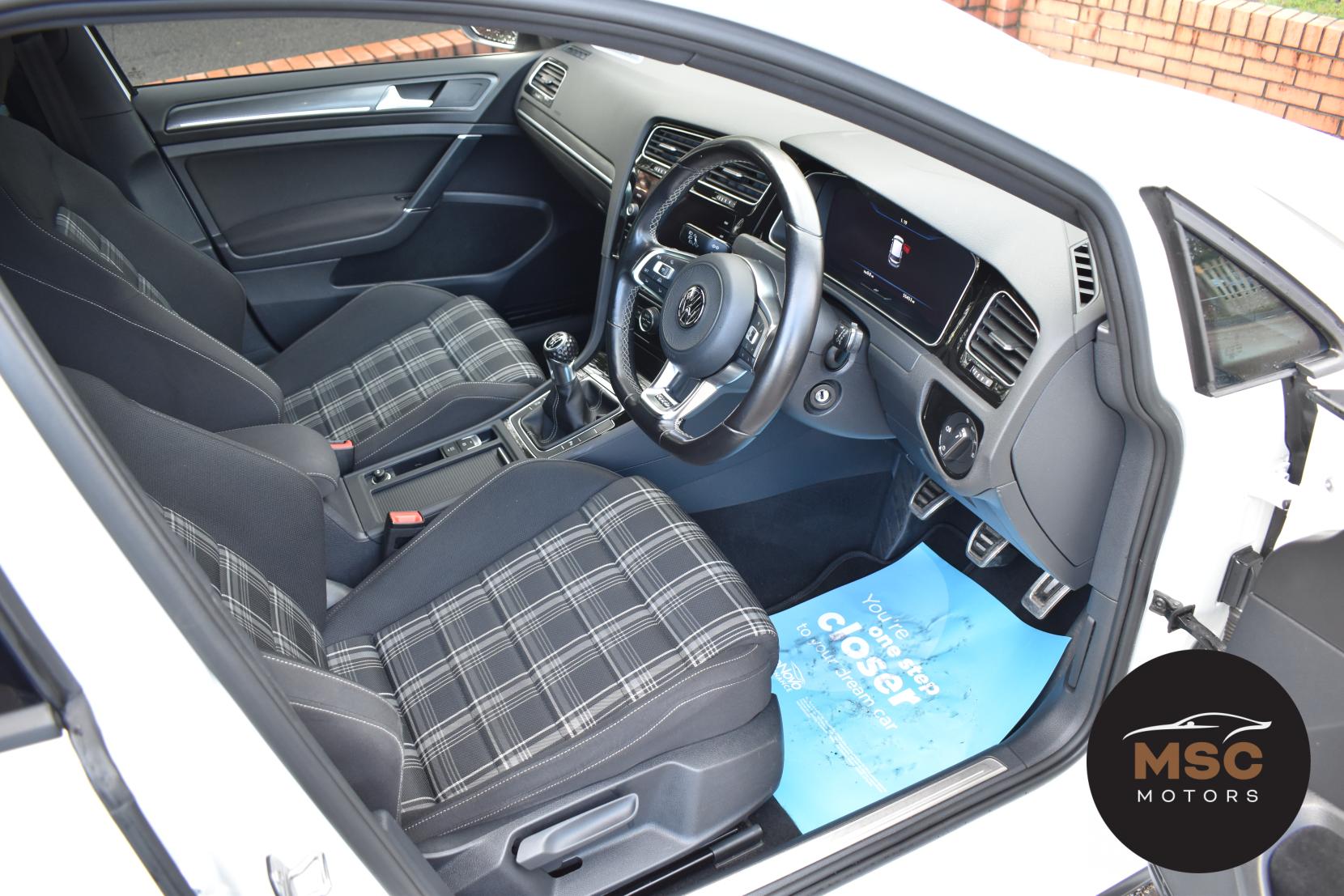 Volkswagen Golf 2.0 TDI BlueMotion Tech GTD Hatchback 5dr Diesel Manual Euro 6 (s/s) (184 ps)