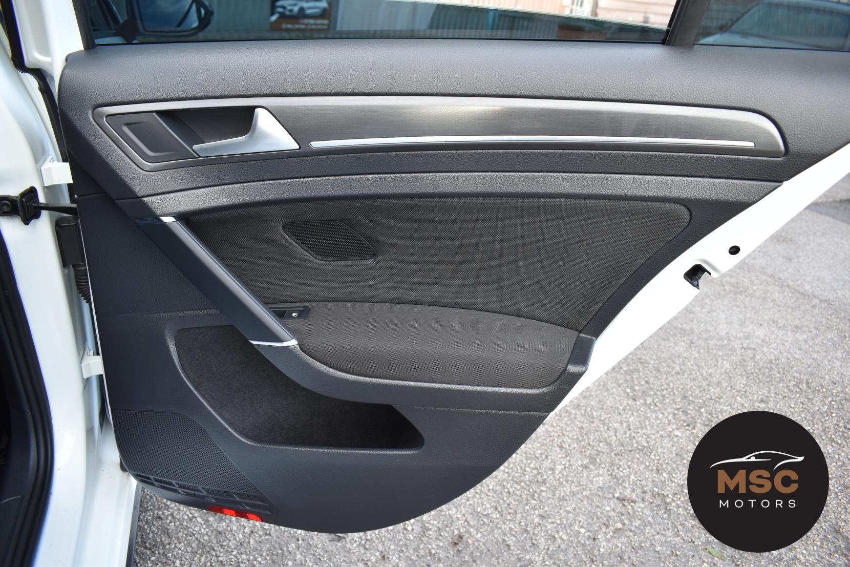 Volkswagen Golf 2.0 TDI BlueMotion Tech GTD Hatchback 5dr Diesel Manual Euro 6 (s/s) (184 ps)