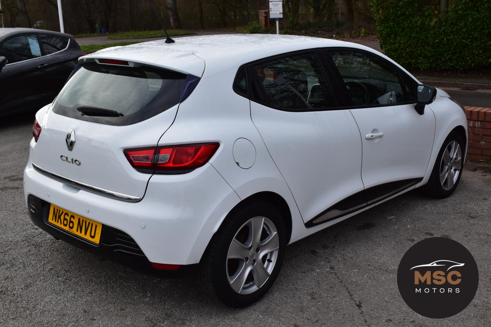 Renault Clio 1.2 16V Dynamique Nav Hatchback 5dr Petrol Manual Euro 6 (75 ps)