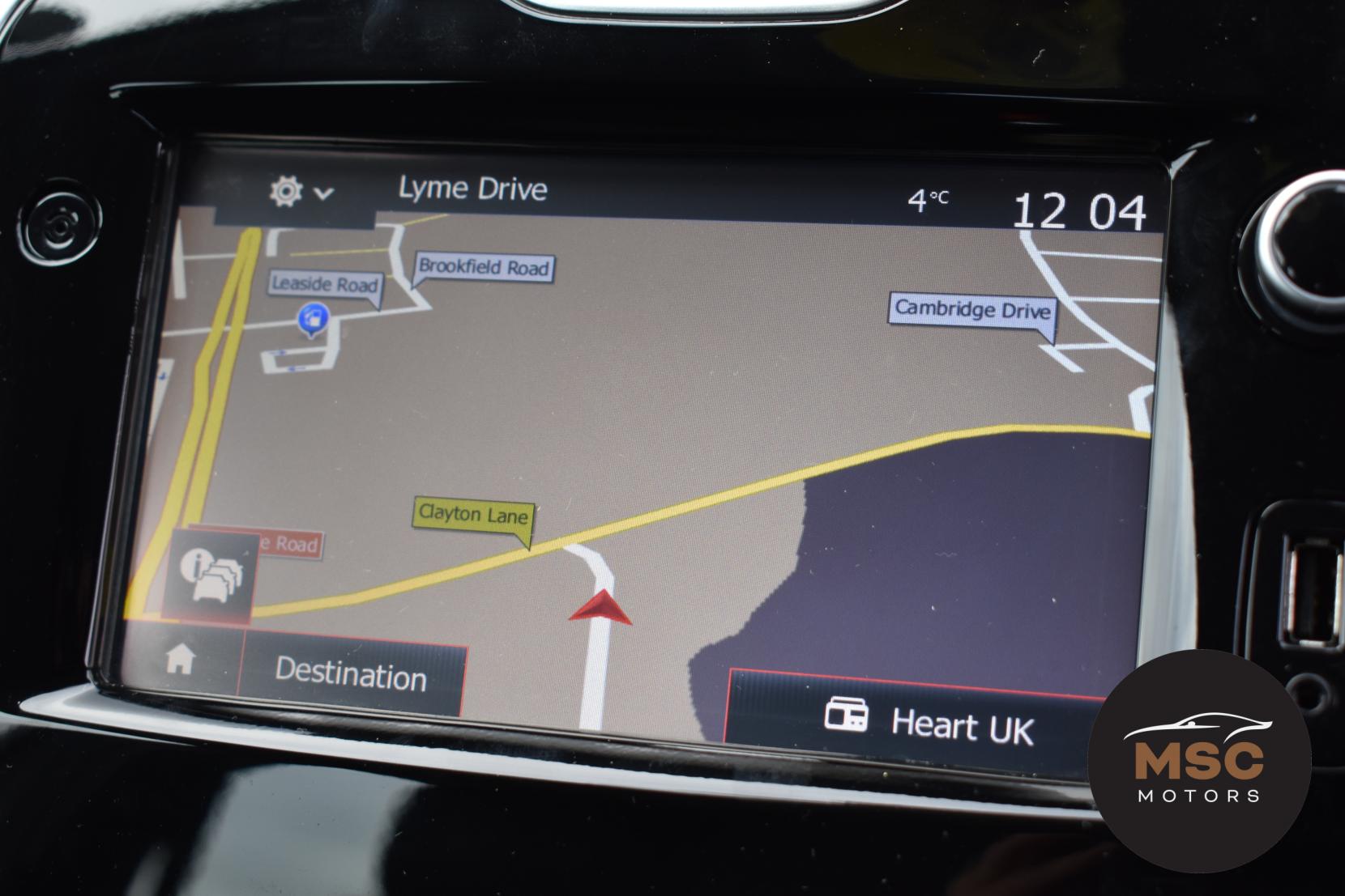 Renault Clio 1.2 16V Dynamique Nav Hatchback 5dr Petrol Manual Euro 6 (75 ps)