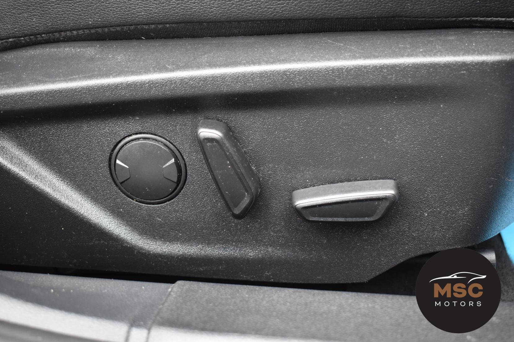 Ford Focus 1.0T EcoBoost MHEV ST-Line X Edition Hatchback 5dr Petrol Manual Euro 6 (s/s) (125 ps)