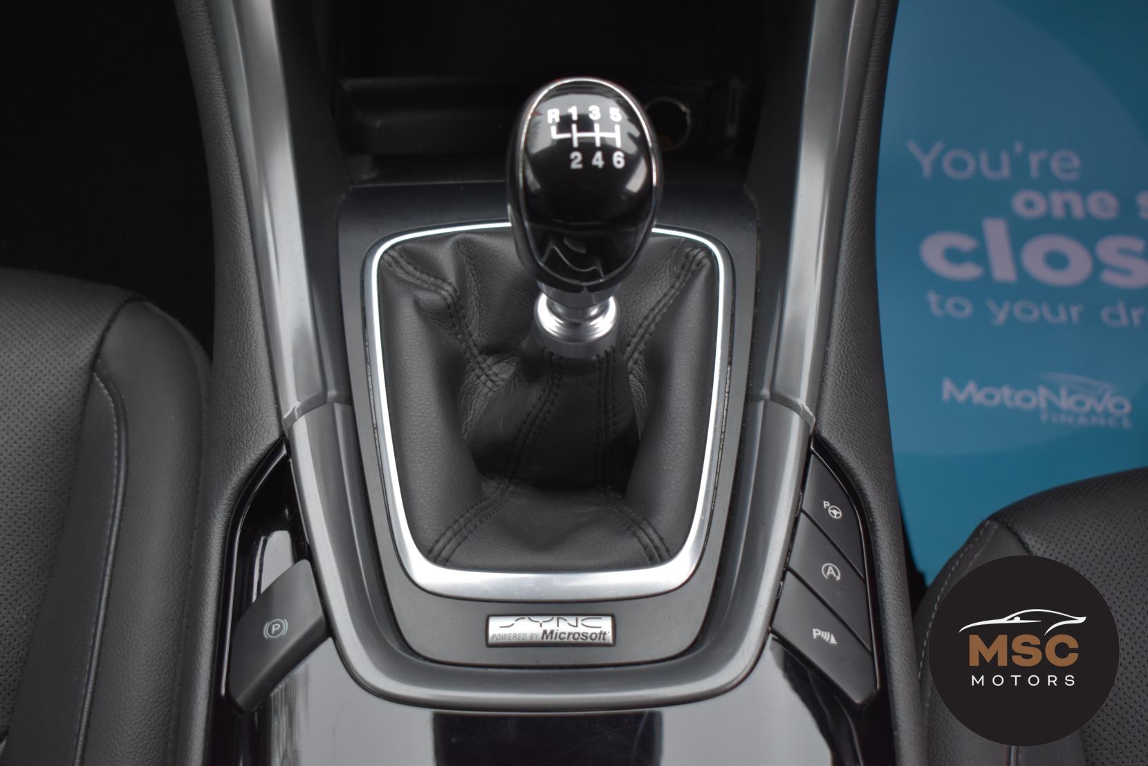 Ford Mondeo 2.0 TDCi Titanium Estate 5dr Diesel Manual Euro 6 (s/s) (180 ps)