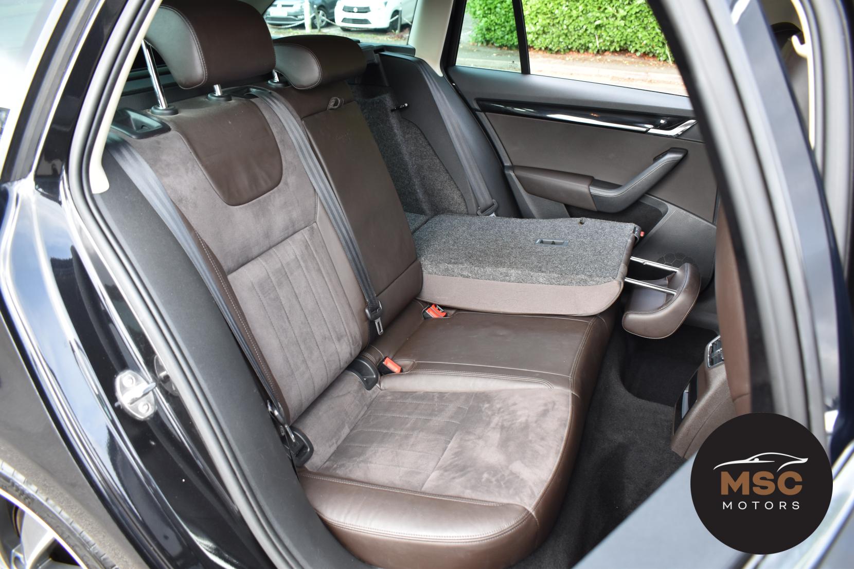 Skoda Octavia 2.0 TDI Laurin & Klement Estate 5dr Diesel Manual Euro 5 (s/s) (150 ps)