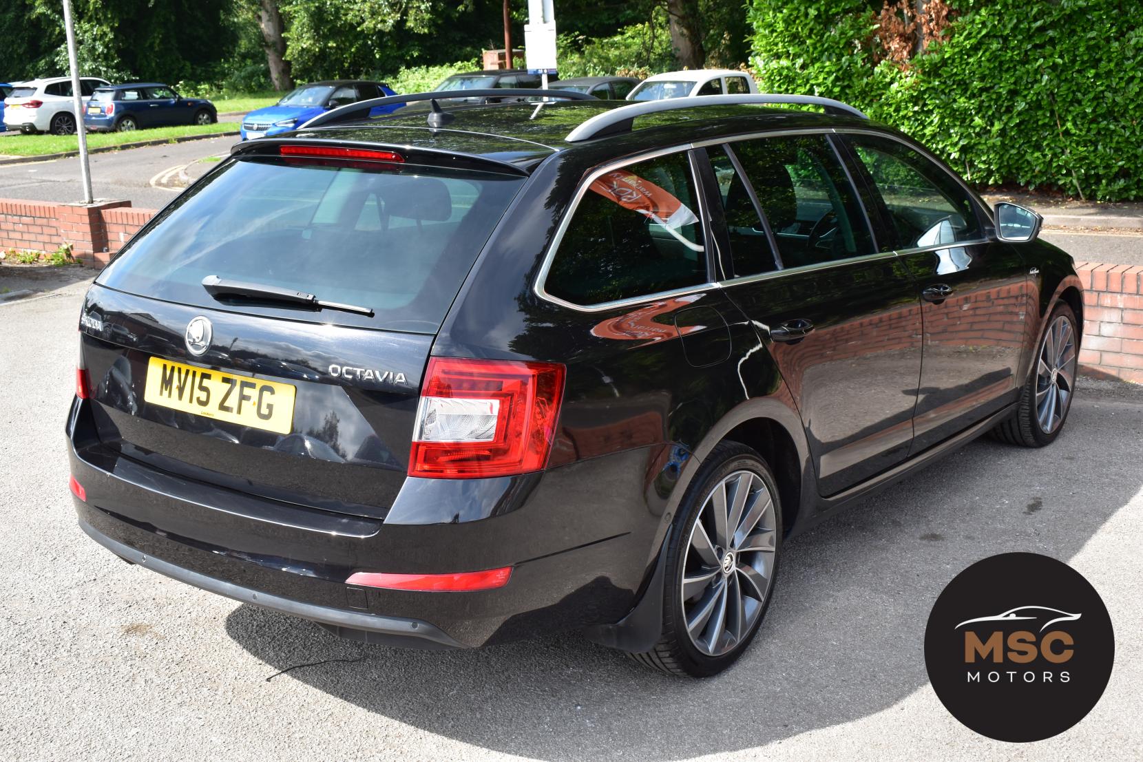 Skoda Octavia 2.0 TDI Laurin & Klement Estate 5dr Diesel Manual Euro 5 (s/s) (150 ps)