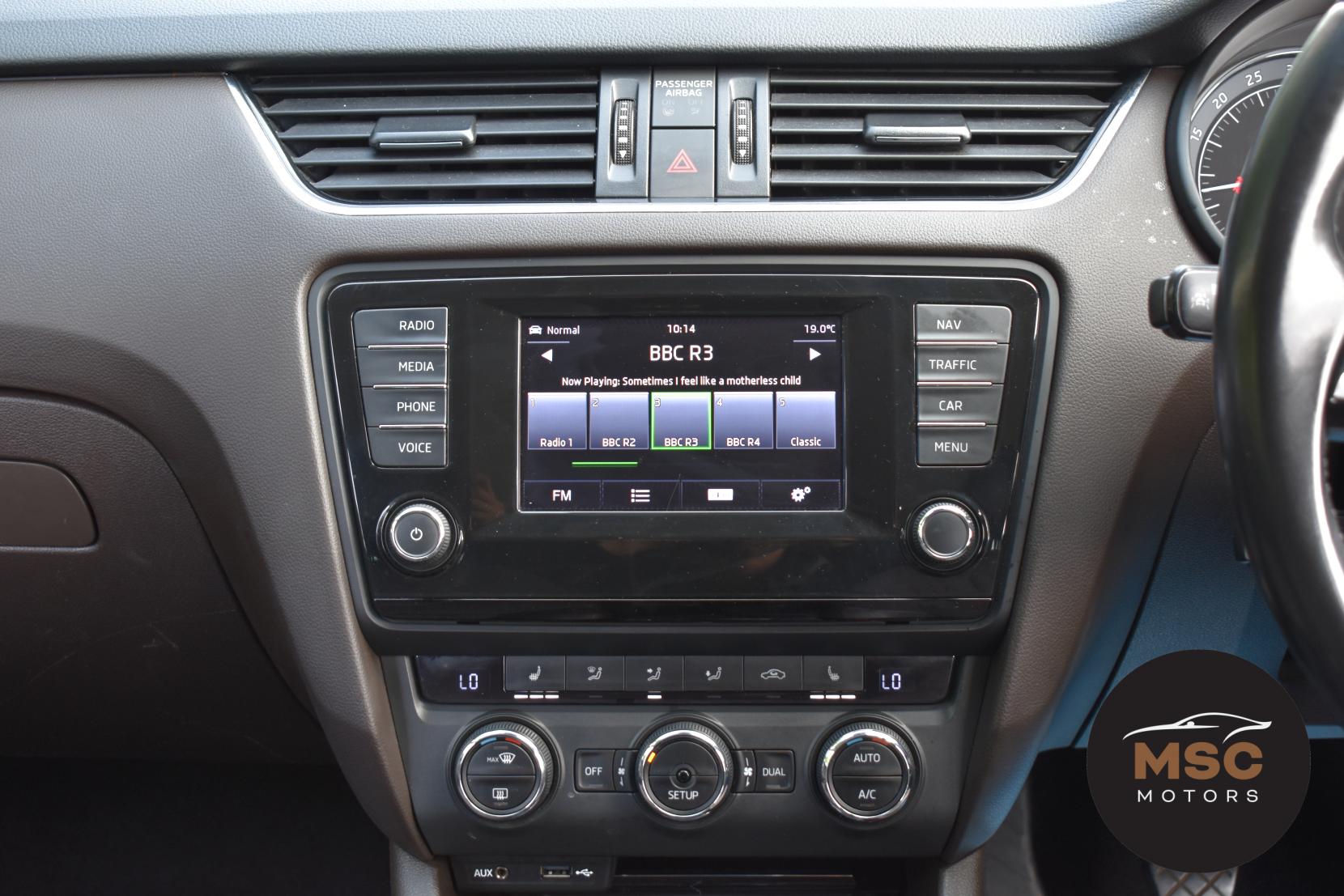 Skoda Octavia 2.0 TDI Laurin & Klement Estate 5dr Diesel Manual Euro 5 (s/s) (150 ps)