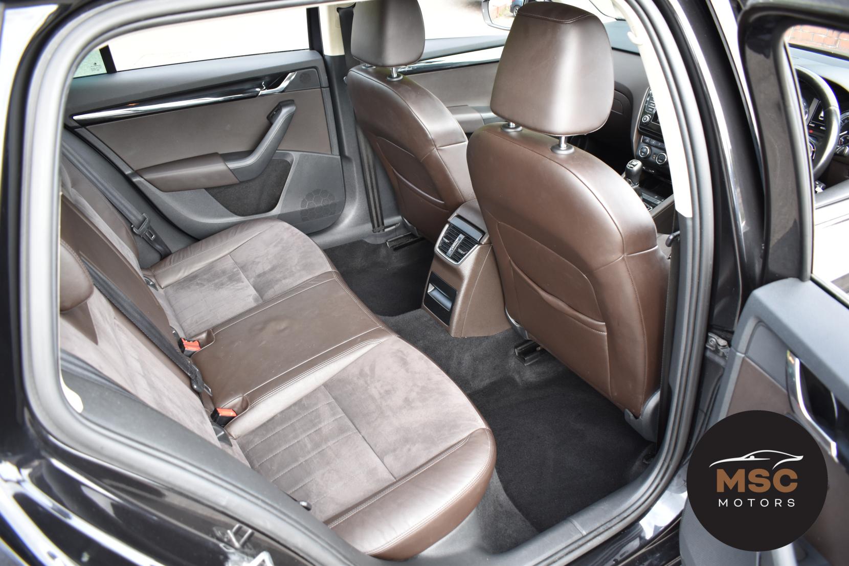 Skoda Octavia 2.0 TDI Laurin & Klement Estate 5dr Diesel Manual Euro 5 (s/s) (150 ps)