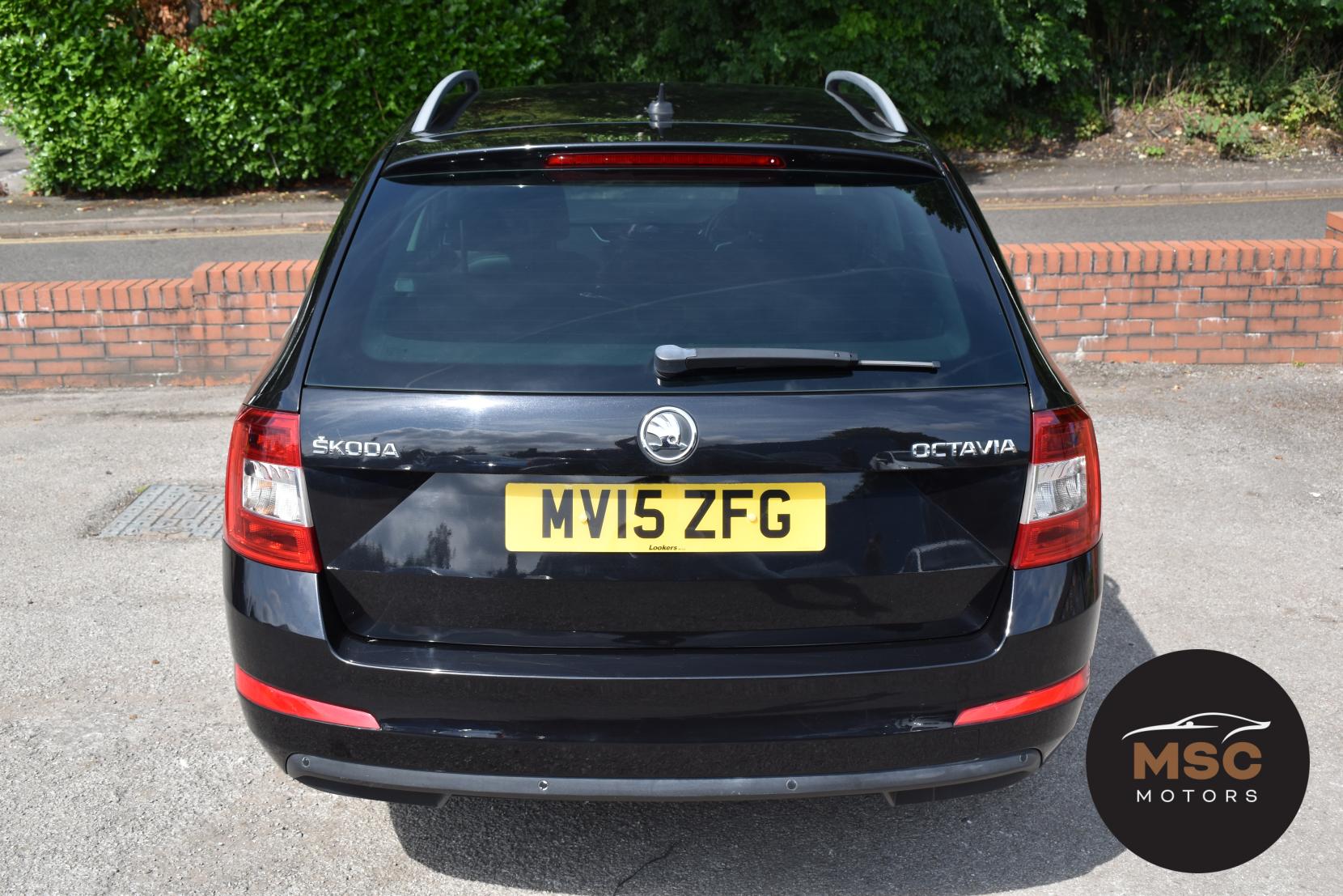 Skoda Octavia 2.0 TDI Laurin & Klement Estate 5dr Diesel Manual Euro 5 (s/s) (150 ps)