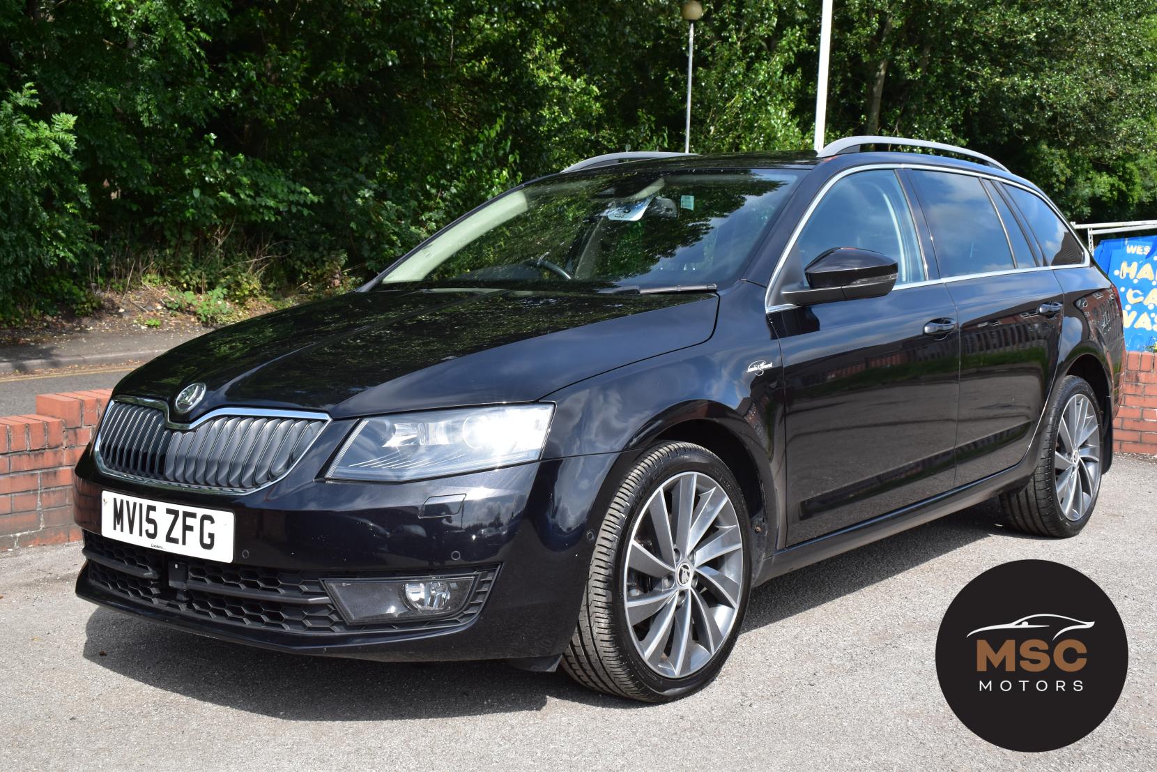 Skoda Octavia 2.0 TDI Laurin & Klement Estate 5dr Diesel Manual Euro 5 (s/s) (150 ps)