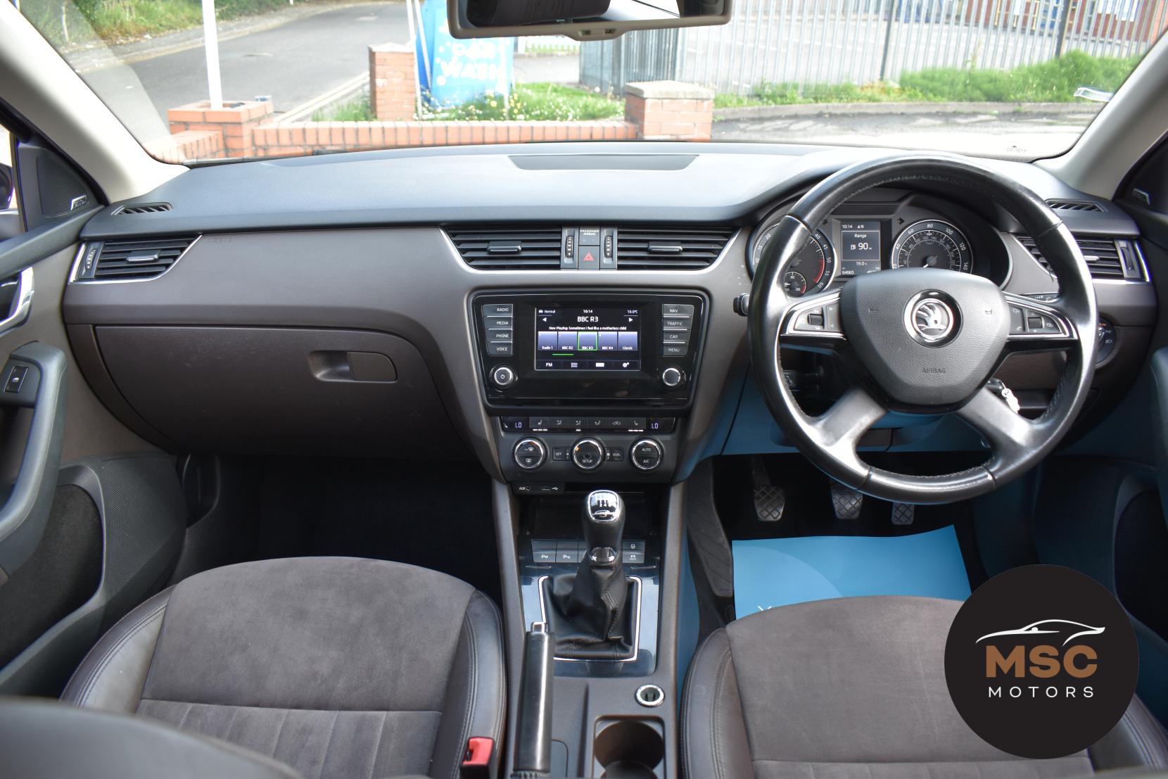 Skoda Octavia 2.0 TDI Laurin & Klement Estate 5dr Diesel Manual Euro 5 (s/s) (150 ps)