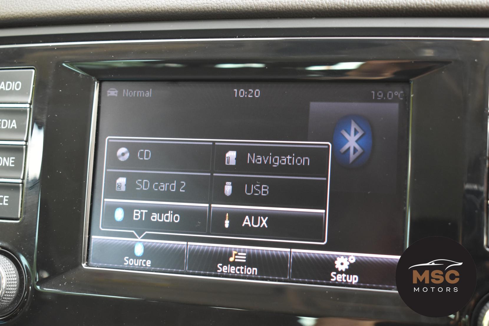 Skoda Octavia 2.0 TDI Laurin & Klement Estate 5dr Diesel Manual Euro 5 (s/s) (150 ps)